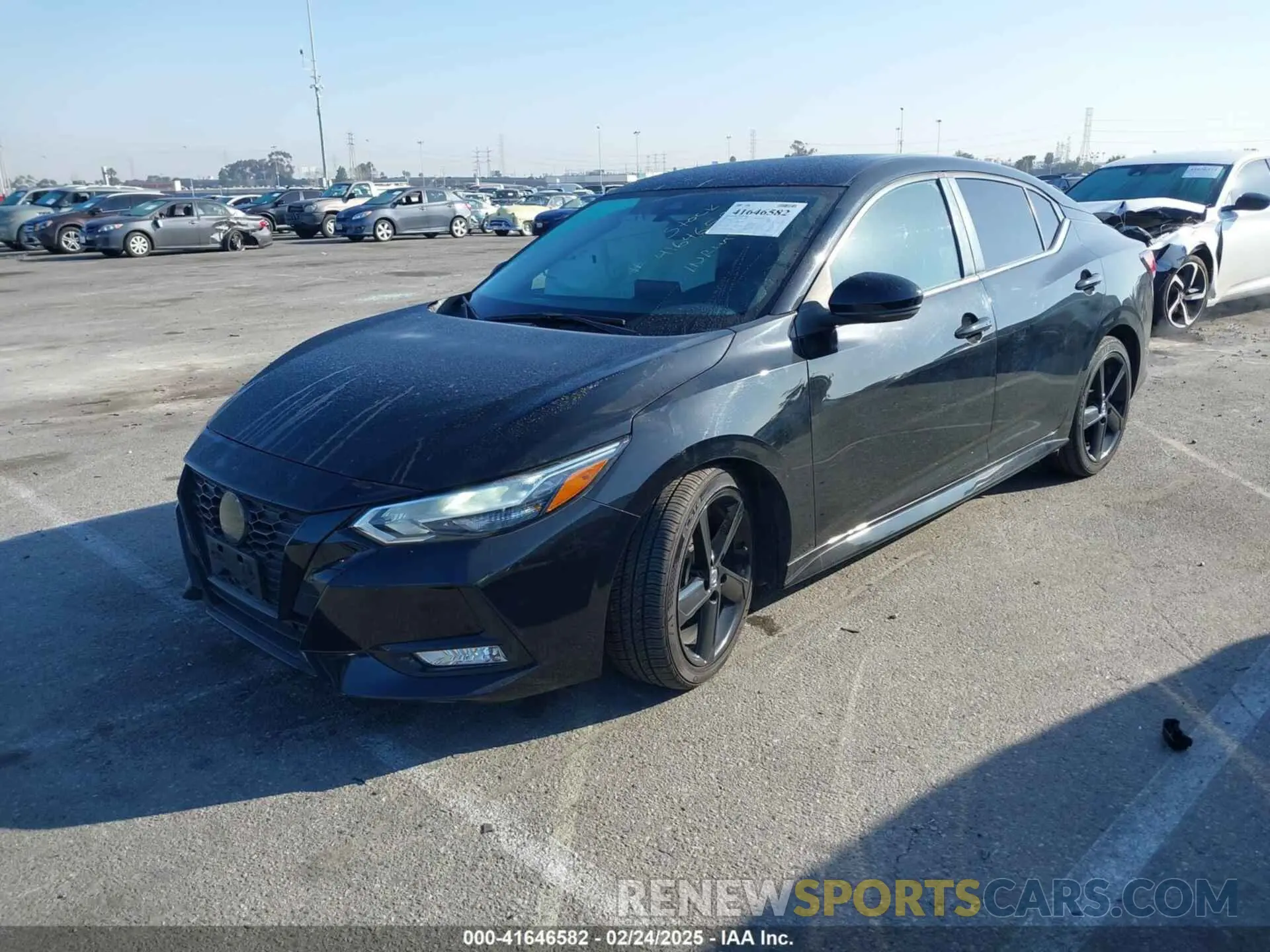 2 fotografías del automóvil dañado 3N1AB8DV3NY219599 NISSAN SENTRA 2022