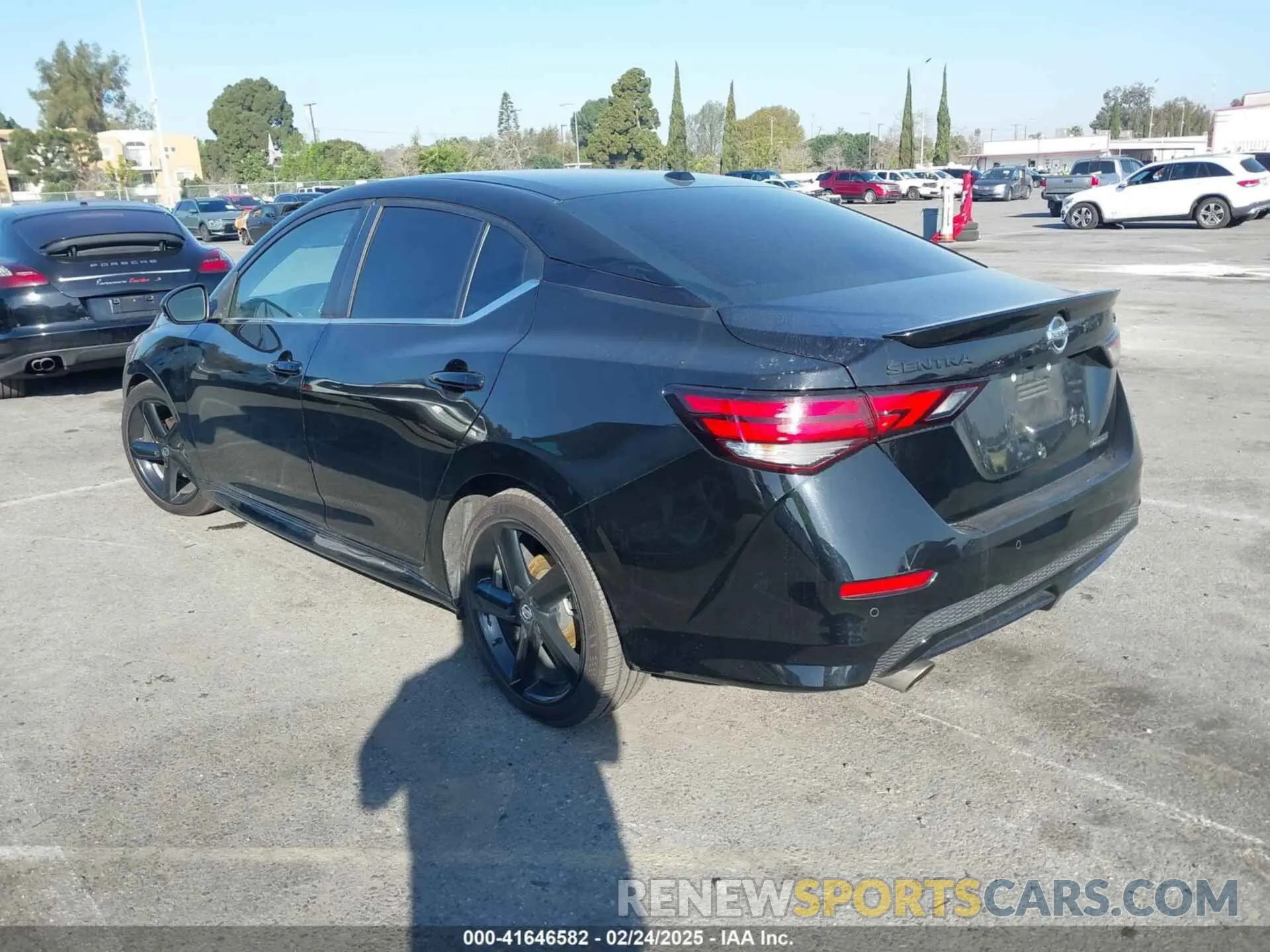 3 fotografías del automóvil dañado 3N1AB8DV3NY219599 NISSAN SENTRA 2022