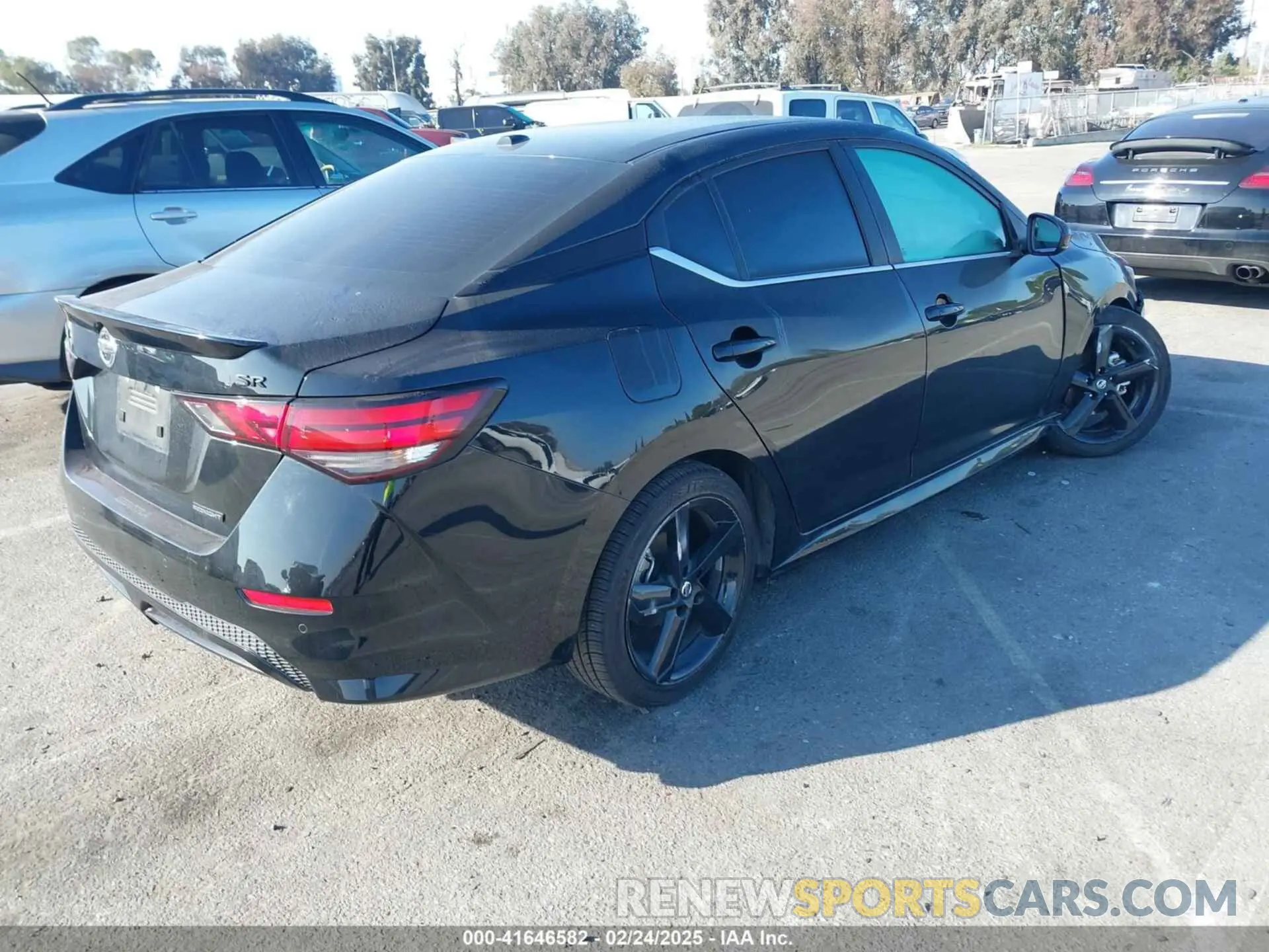 4 fotografías del automóvil dañado 3N1AB8DV3NY219599 NISSAN SENTRA 2022