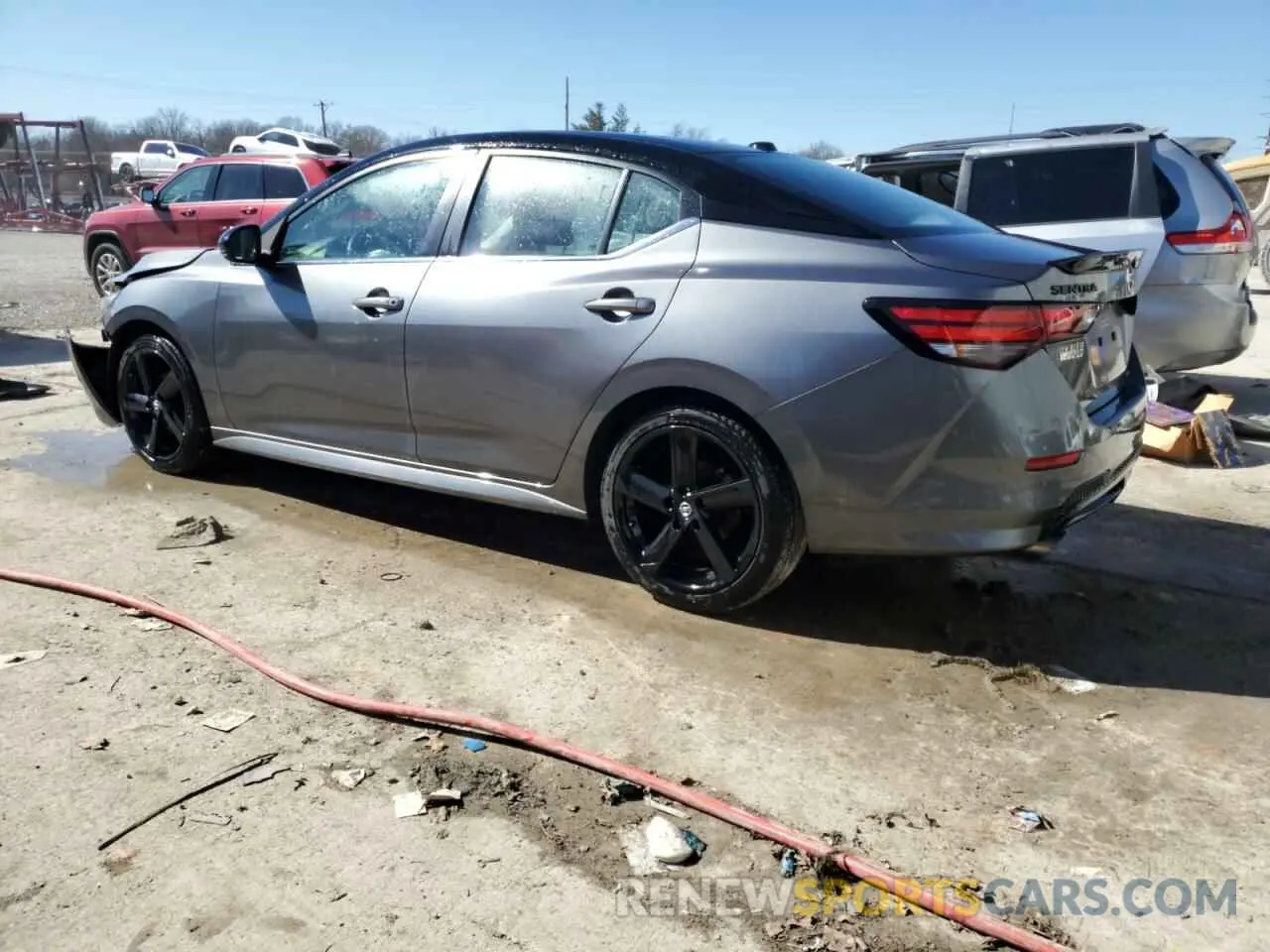 2 fotografías del automóvil dañado 3N1AB8DV3NY253204 NISSAN SENTRA 2022
