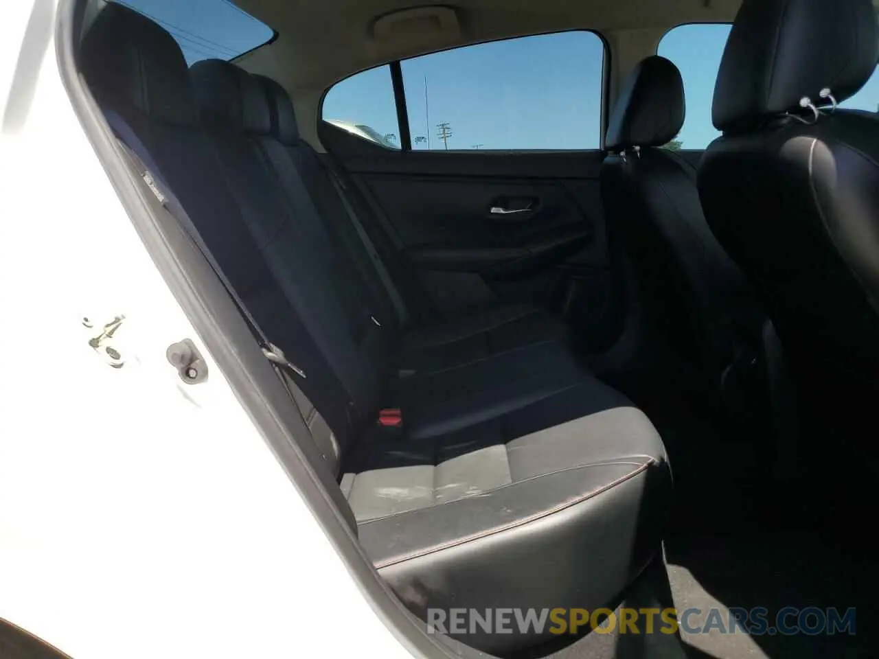 10 fotografías del automóvil dañado 3N1AB8DV3NY286803 NISSAN SENTRA 2022
