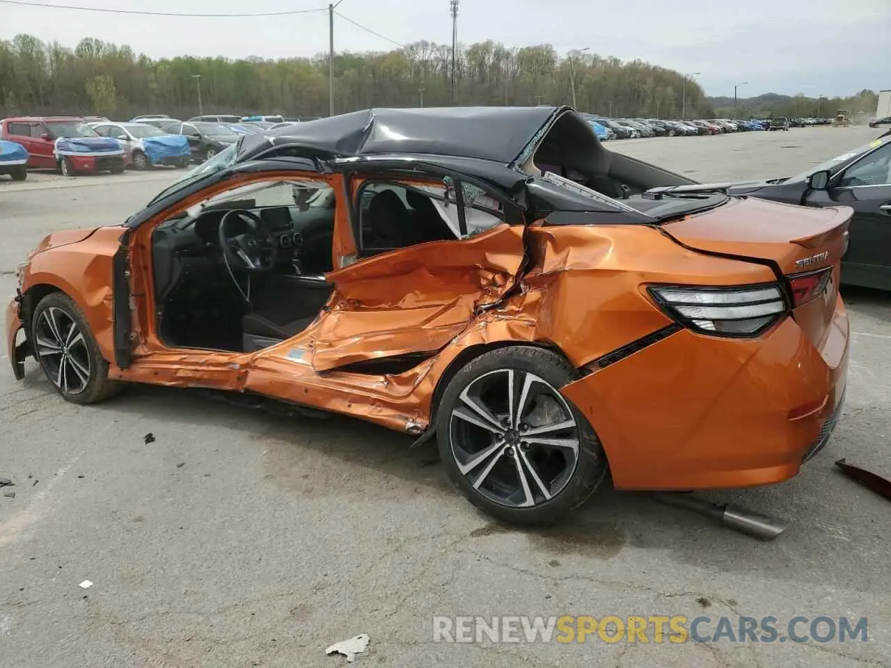 2 fotografías del automóvil dañado 3N1AB8DV4NY222656 NISSAN SENTRA 2022