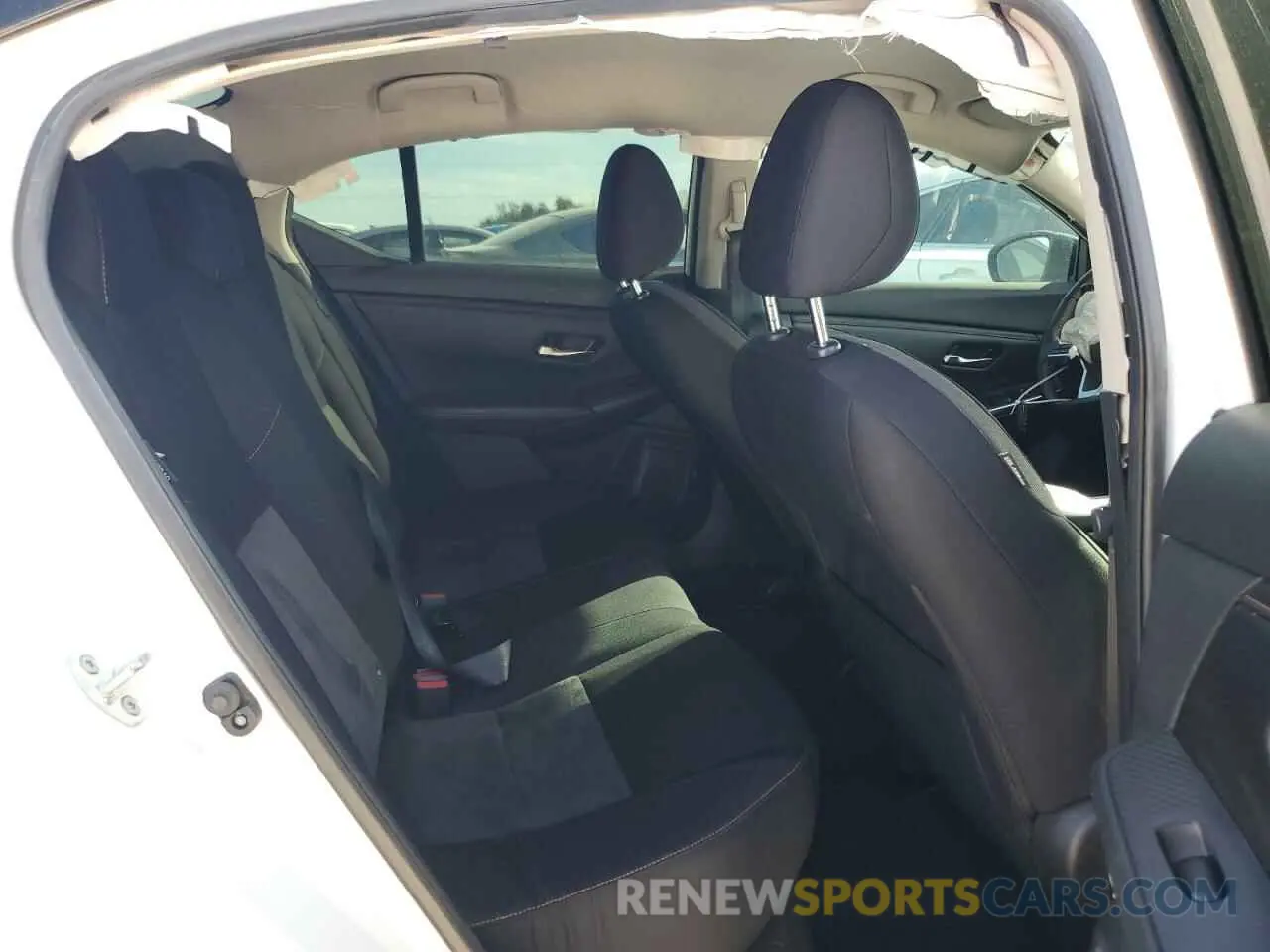 10 fotografías del automóvil dañado 3N1AB8DV4NY233785 NISSAN SENTRA 2022