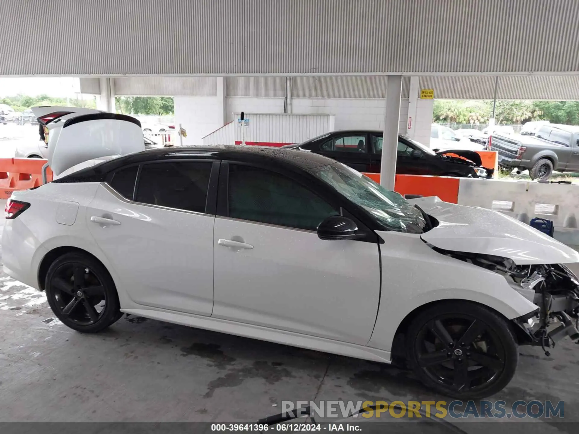 14 fotografías del automóvil dañado 3N1AB8DV4NY287460 NISSAN SENTRA 2022