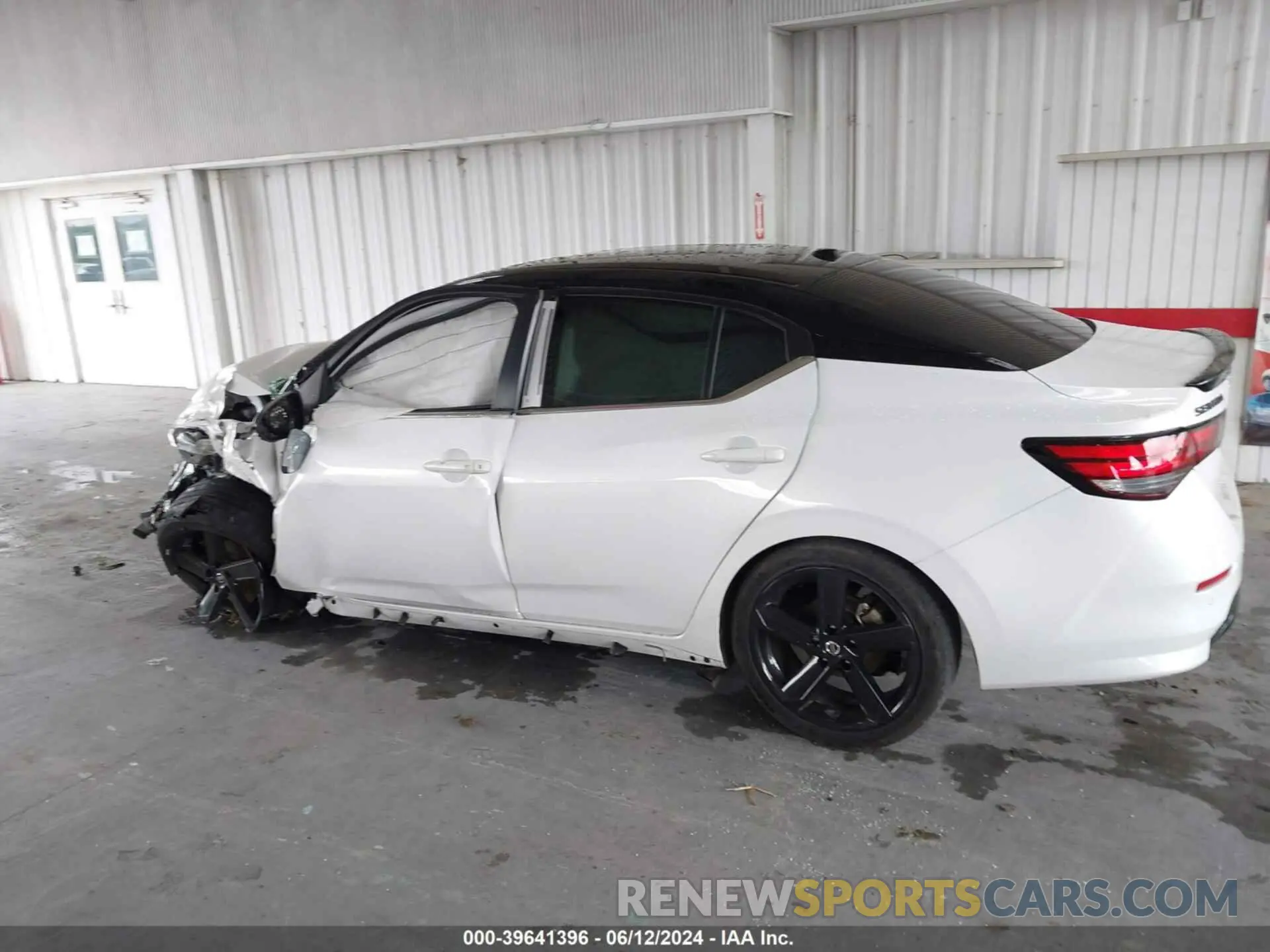 15 fotografías del automóvil dañado 3N1AB8DV4NY287460 NISSAN SENTRA 2022