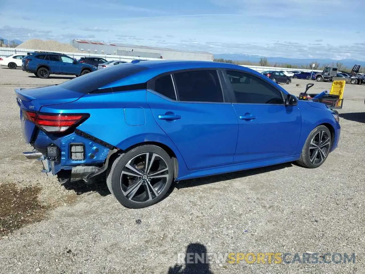3 fotografías del automóvil dañado 3N1AB8DV4NY294876 NISSAN SENTRA 2022