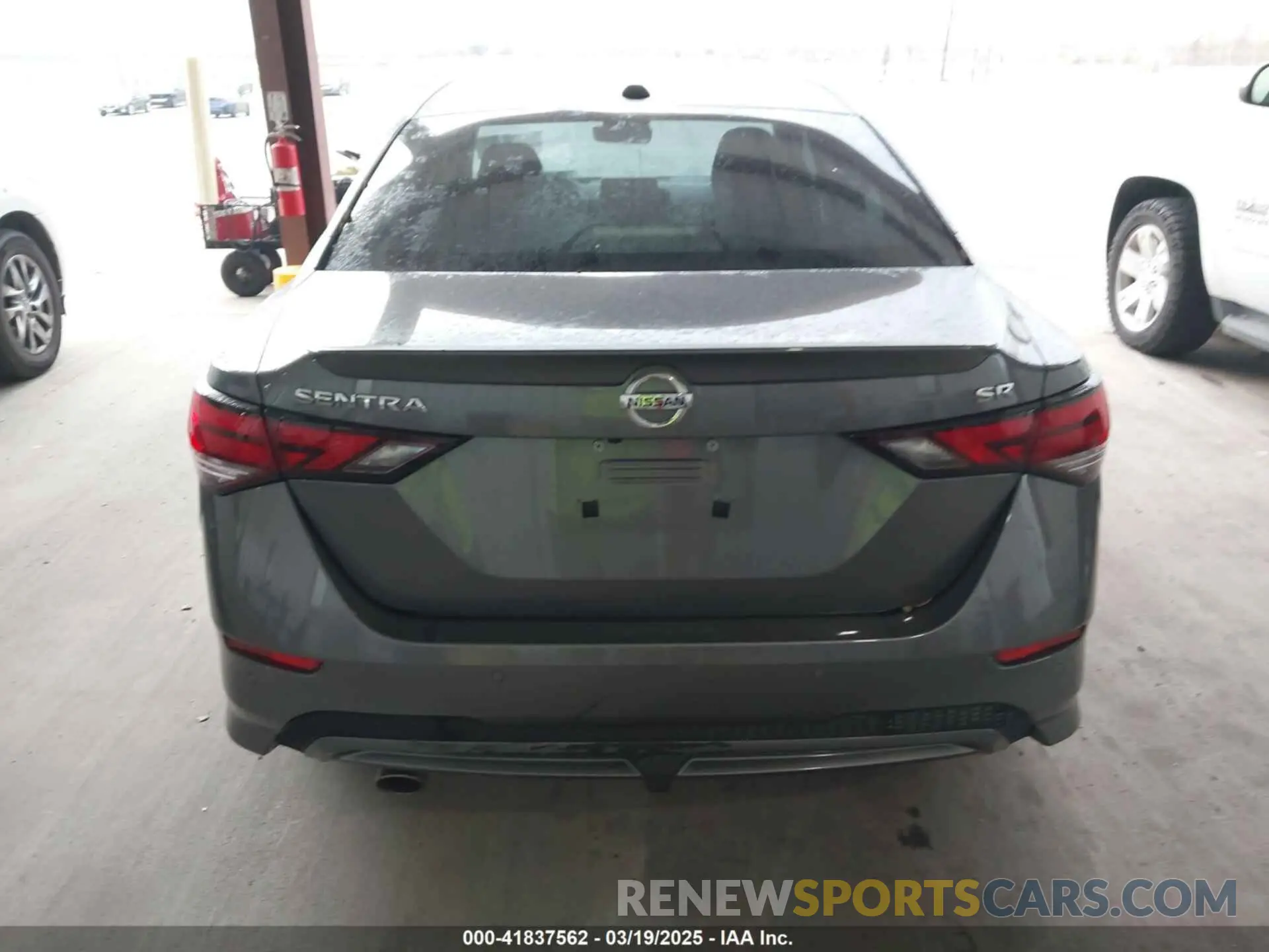 16 fotografías del automóvil dañado 3N1AB8DV5NY314441 NISSAN SENTRA 2022