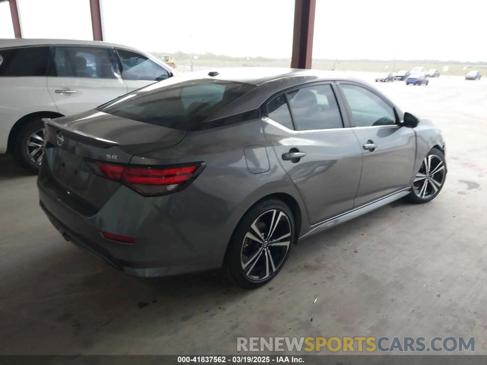 4 fotografías del automóvil dañado 3N1AB8DV5NY314441 NISSAN SENTRA 2022