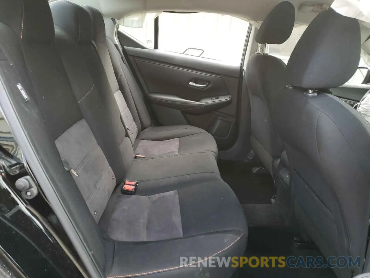11 fotografías del automóvil dañado 3N1AB8DV8NY283296 NISSAN SENTRA 2022
