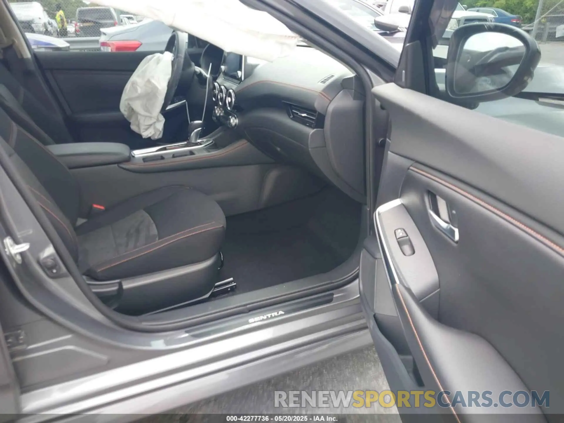 5 fotografías del automóvil dañado 3N1AB8DV8NY310965 NISSAN SENTRA 2022