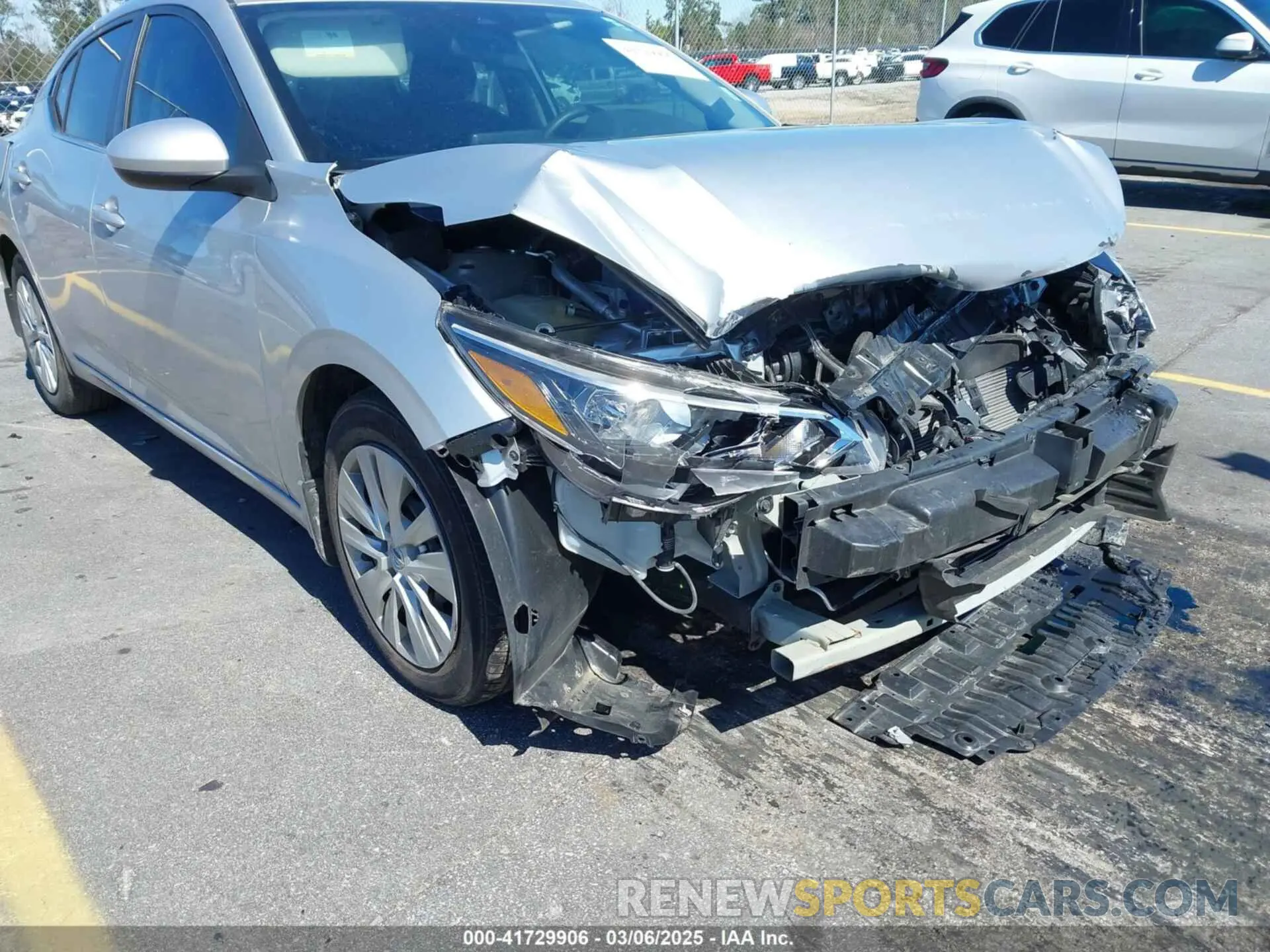 18 fotografías del automóvil dañado 3N1AB8BV0PY273691 NISSAN SENTRA 2023
