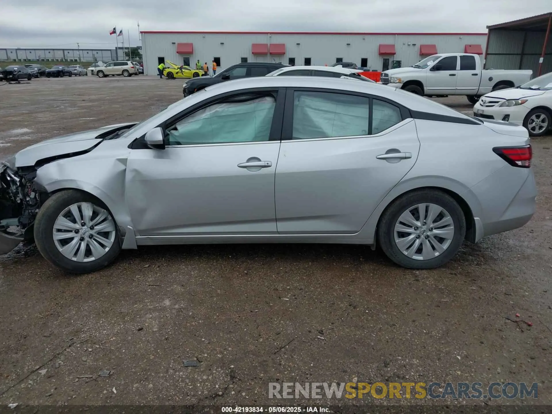 13 fotografías del automóvil dañado 3N1AB8BV5PY319709 NISSAN SENTRA 2023