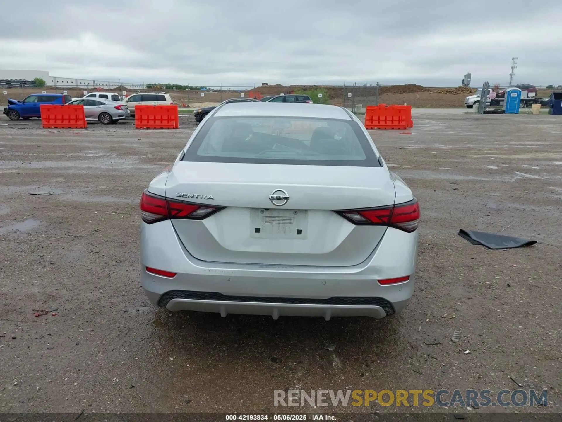 15 fotografías del automóvil dañado 3N1AB8BV5PY319709 NISSAN SENTRA 2023