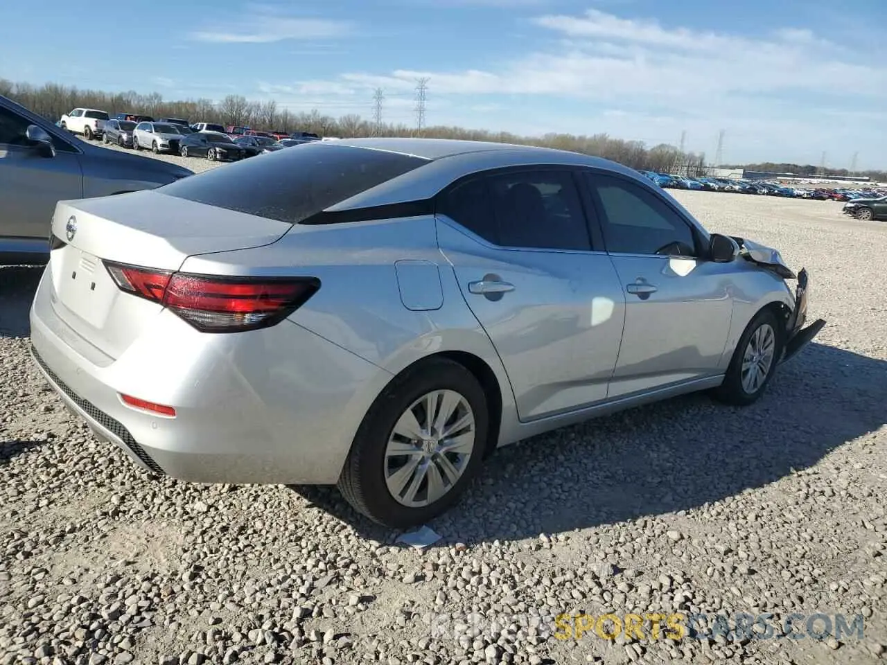 3 fotografías del automóvil dañado 3N1AB8BV6PY301719 NISSAN SENTRA 2023