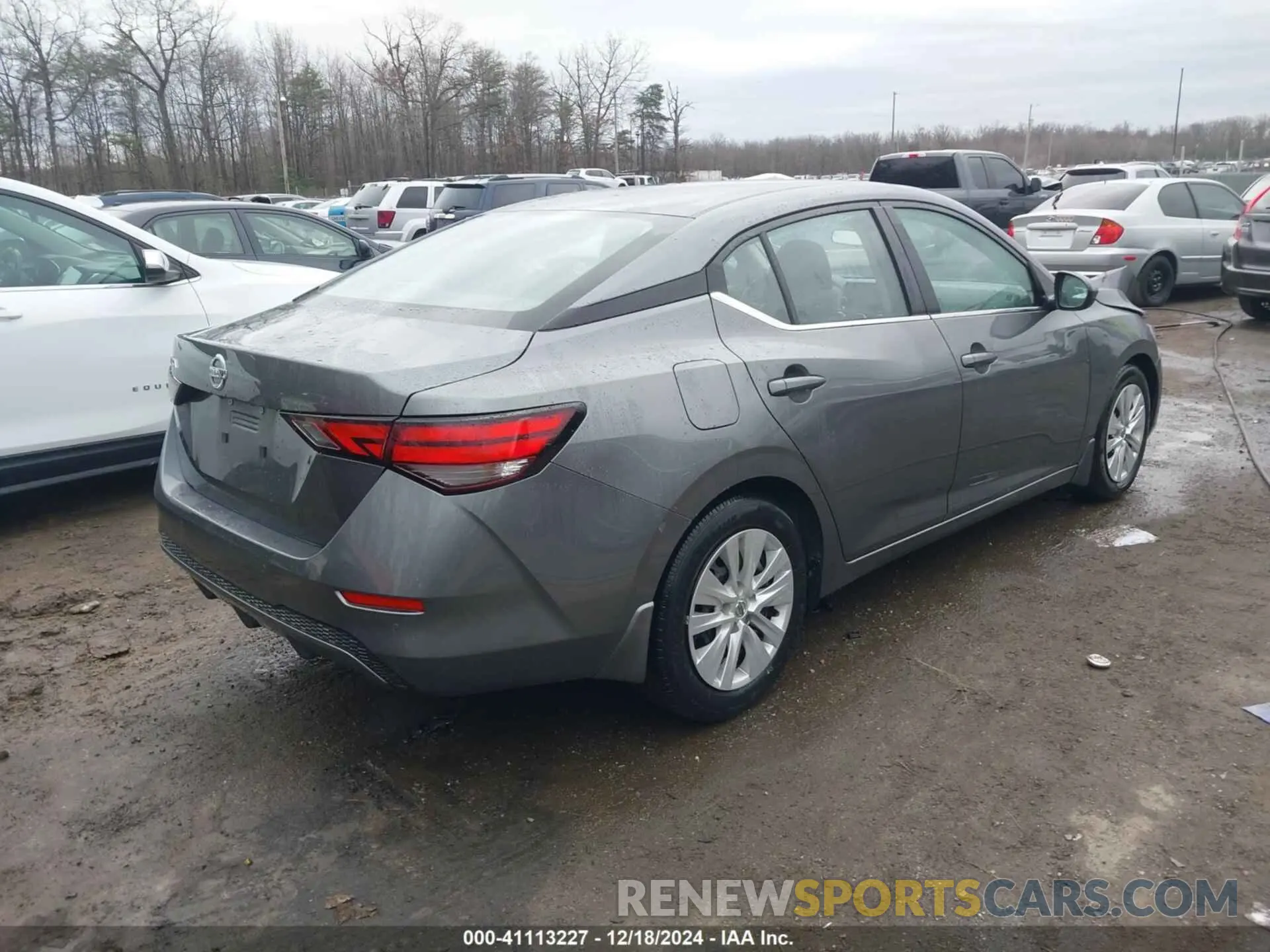 4 fotografías del automóvil dañado 3N1AB8BV7PY276636 NISSAN SENTRA 2023