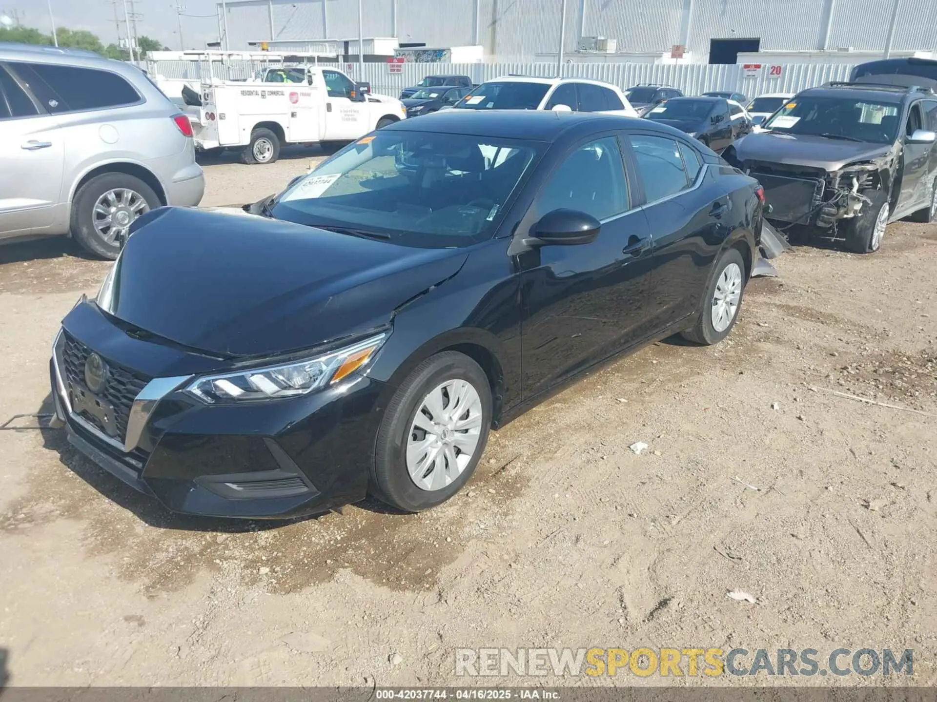 2 fotografías del automóvil dañado 3N1AB8BV7PY300434 NISSAN SENTRA 2023