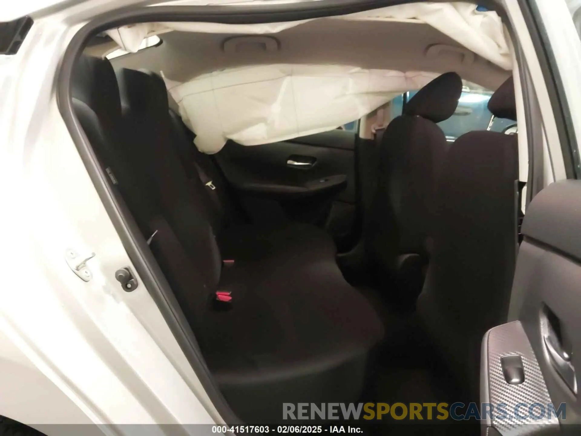 8 fotografías del automóvil dañado 3N1AB8BV9PY297813 NISSAN SENTRA 2023
