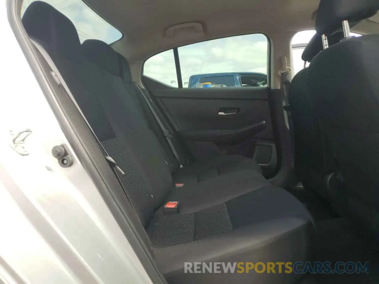 10 fotografías del automóvil dañado 3N1AB8BV9PY300743 NISSAN SENTRA 2023