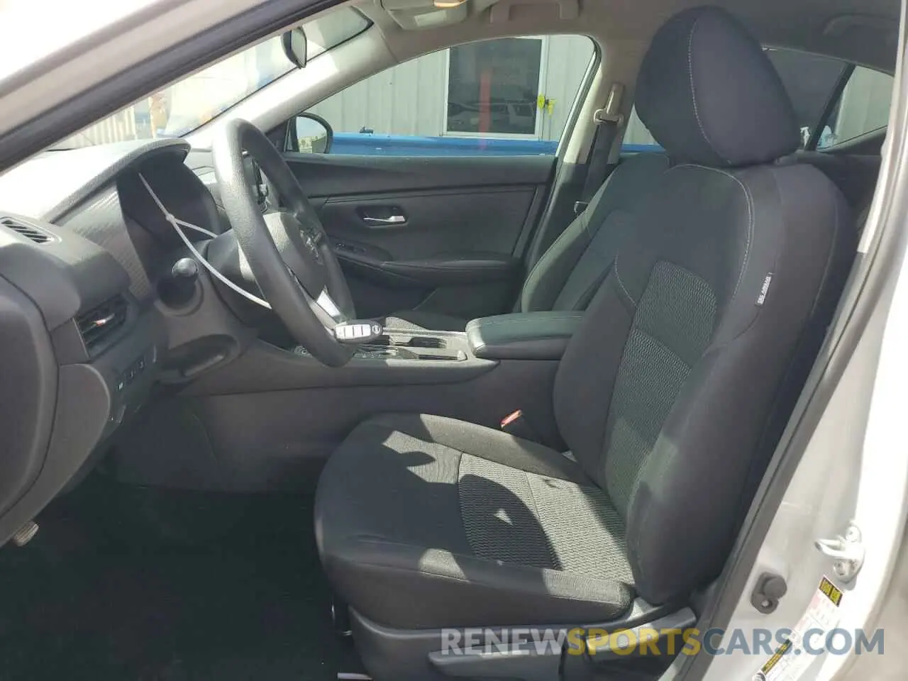 7 fotografías del automóvil dañado 3N1AB8BV9PY300743 NISSAN SENTRA 2023