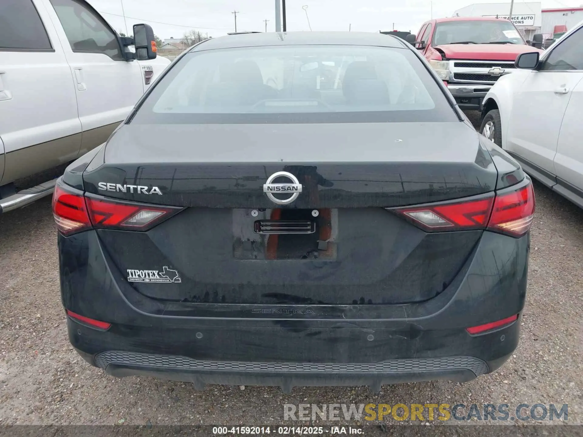 17 fotografías del automóvil dañado 3N1AB8BVXPY294466 NISSAN SENTRA 2023