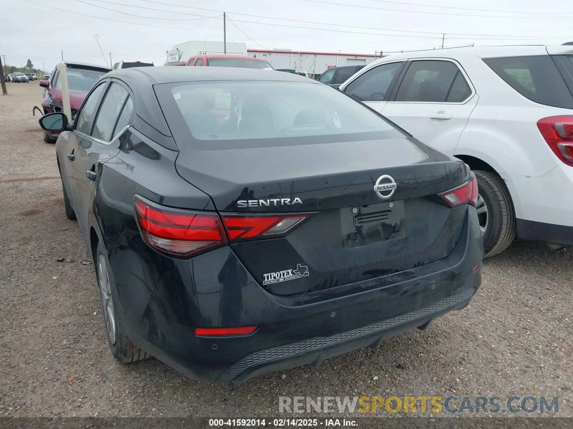 3 fotografías del automóvil dañado 3N1AB8BVXPY294466 NISSAN SENTRA 2023