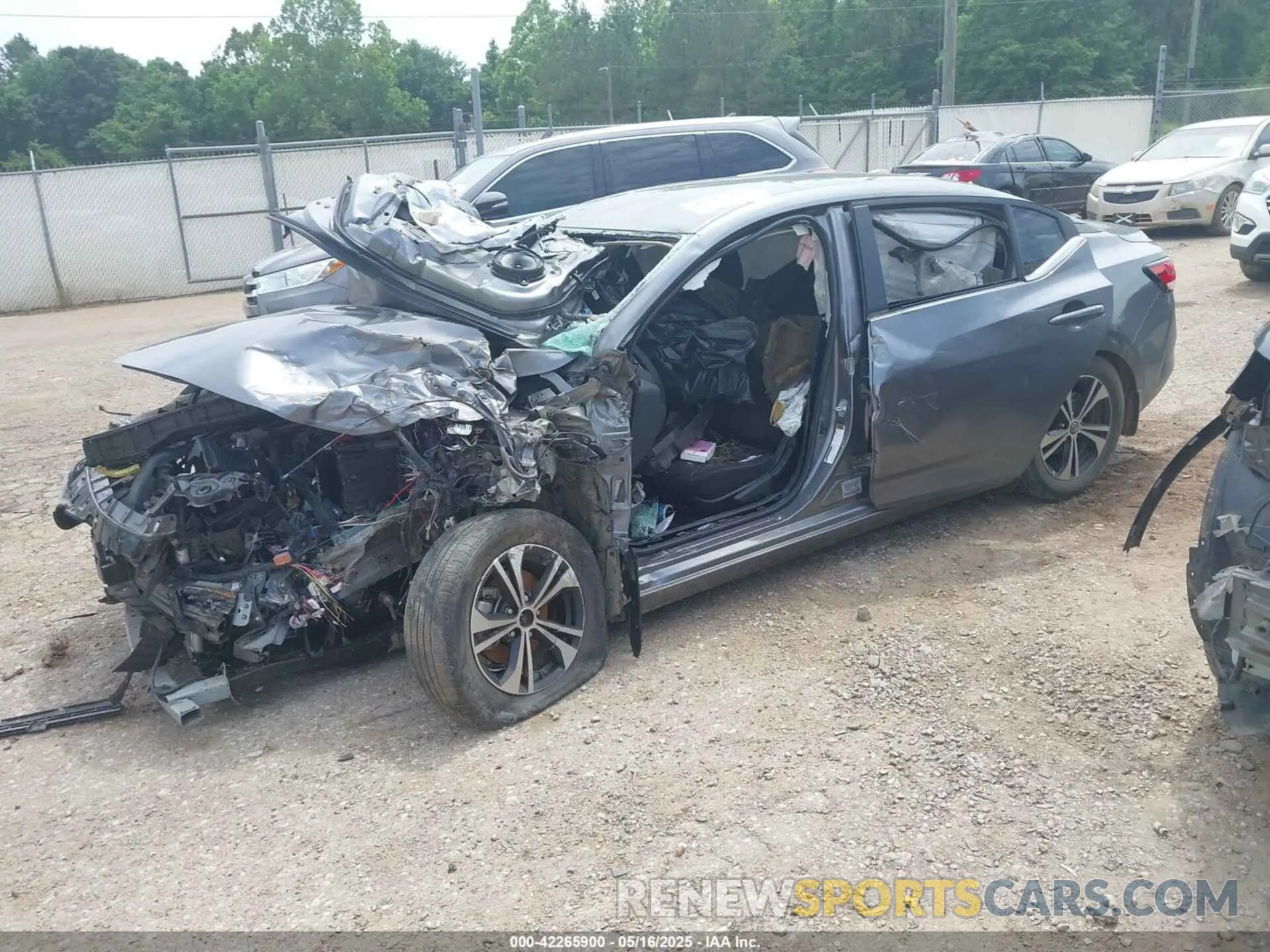 2 fotografías del automóvil dañado 3N1AB8CV0PY274855 NISSAN SENTRA 2023