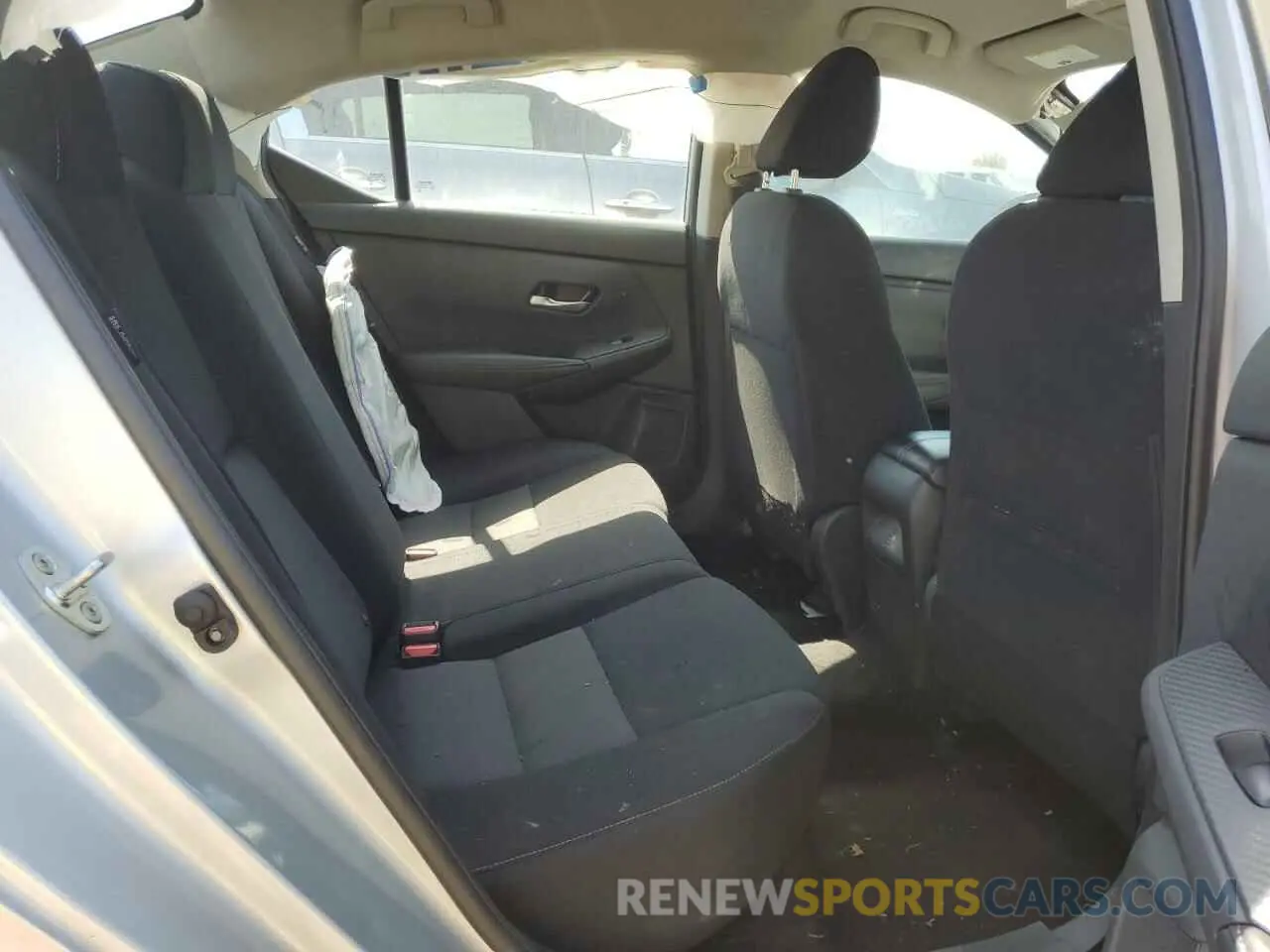 10 fotografías del automóvil dañado 3N1AB8CV0PY278369 NISSAN SENTRA 2023