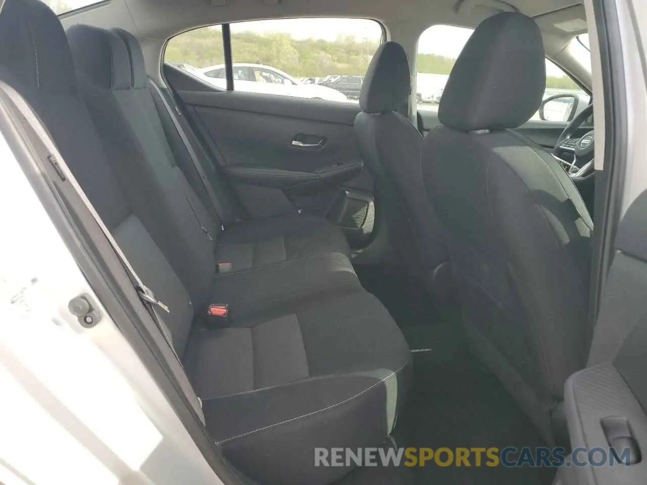 10 fotografías del automóvil dañado 3N1AB8CV0PY299979 NISSAN SENTRA 2023