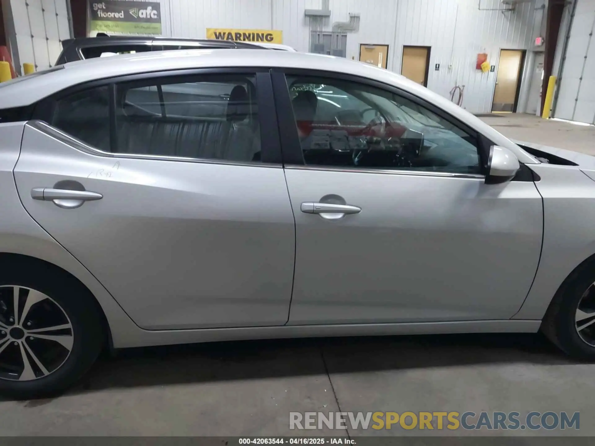 14 fotografías del automóvil dañado 3N1AB8CV0PY300502 NISSAN SENTRA 2023