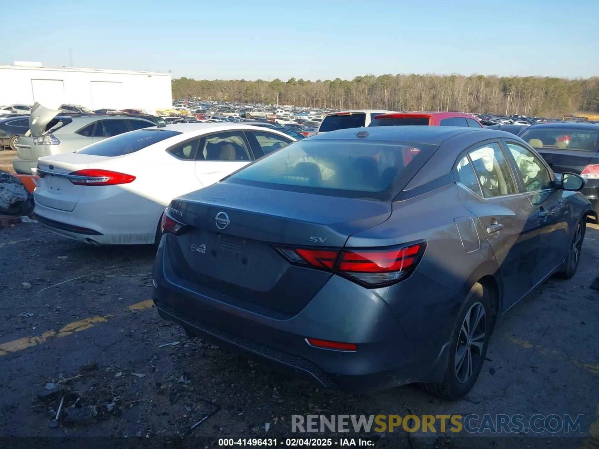 4 fotografías del automóvil dañado 3N1AB8CV1PY259748 NISSAN SENTRA 2023