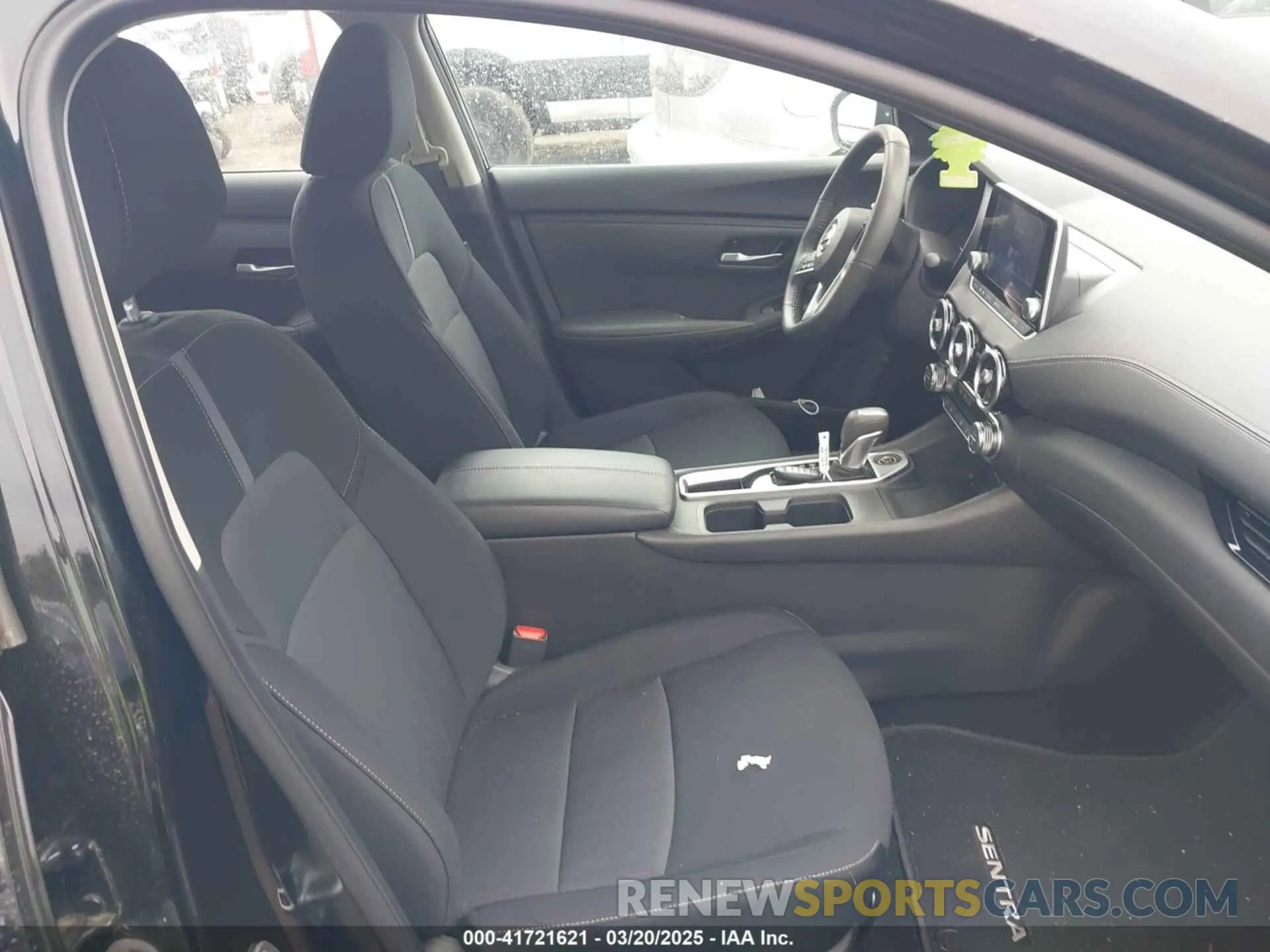 5 fotografías del automóvil dañado 3N1AB8CV1PY314246 NISSAN SENTRA 2023