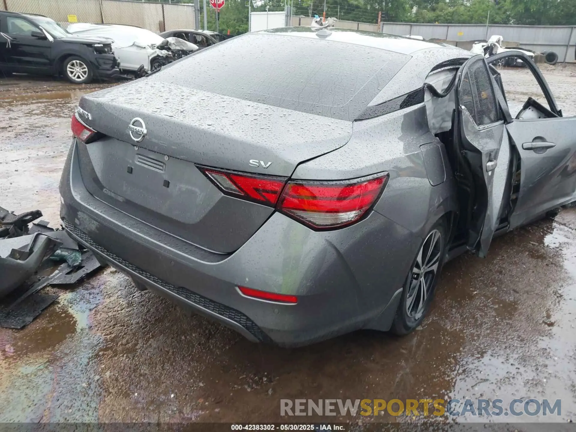 4 fotografías del automóvil dañado 3N1AB8CV2PY273349 NISSAN SENTRA 2023