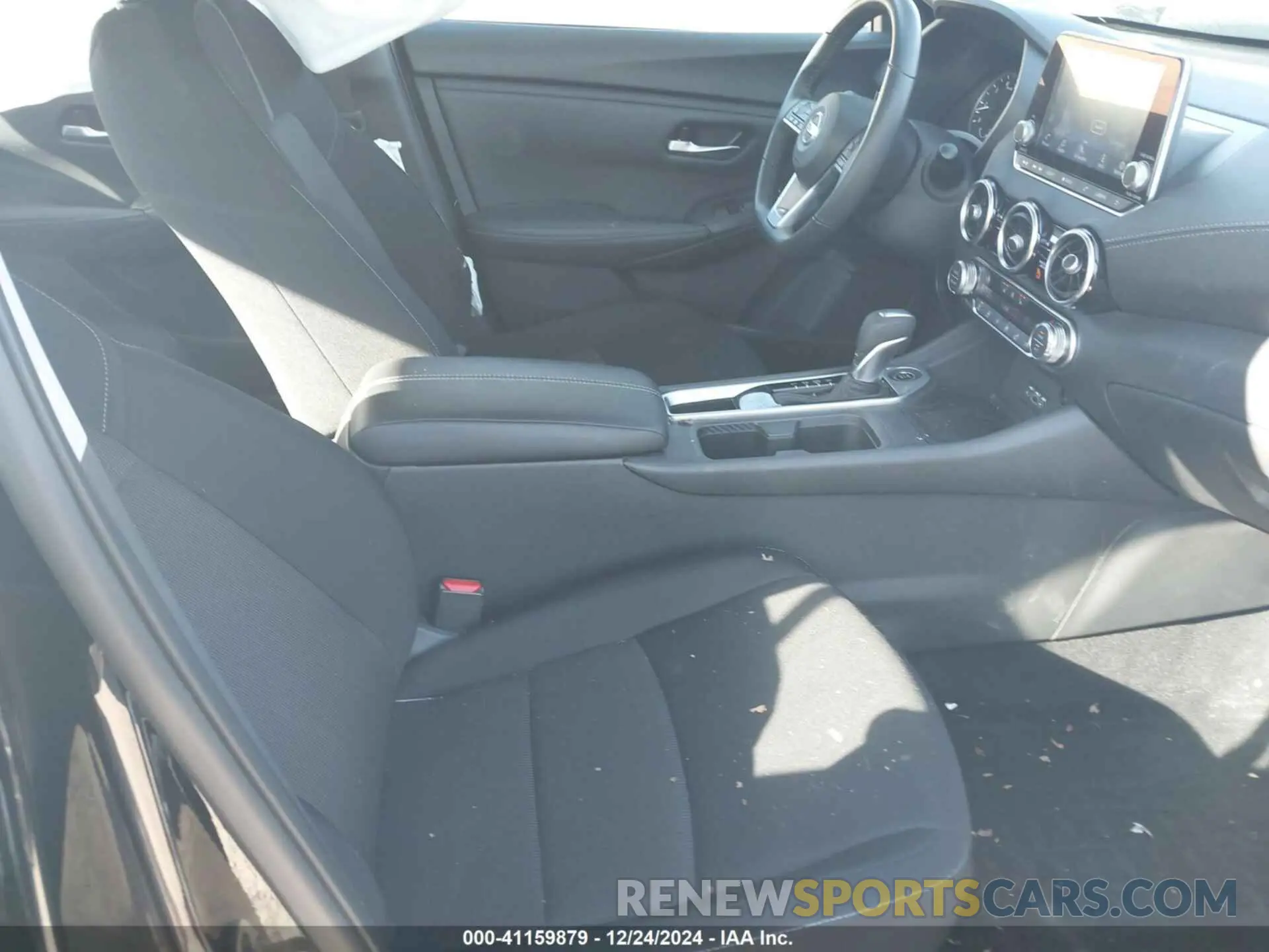 5 fotografías del automóvil dañado 3N1AB8CV2PY285226 NISSAN SENTRA 2023