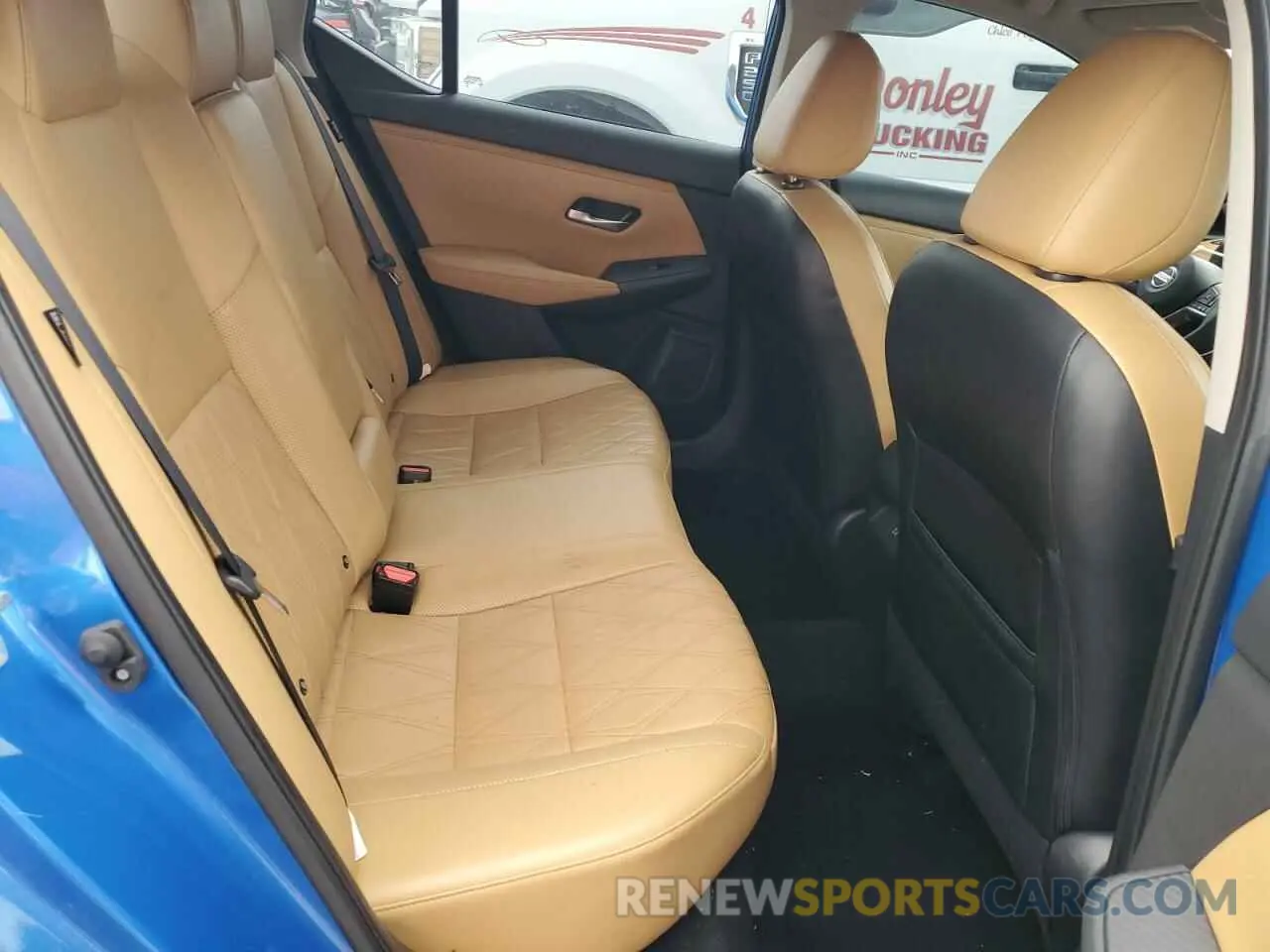 10 fotografías del automóvil dañado 3N1AB8CV2PY300520 NISSAN SENTRA 2023