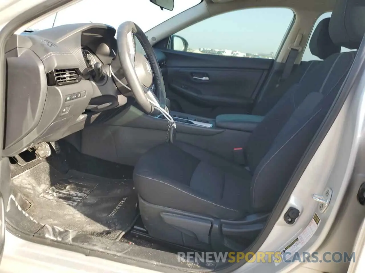 7 fotografías del automóvil dañado 3N1AB8CV2PY310089 NISSAN SENTRA 2023