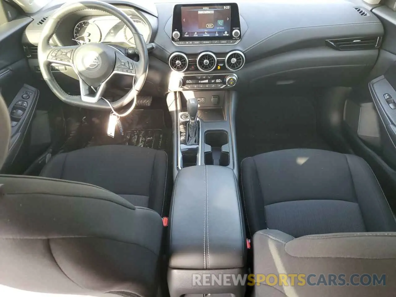 8 fotografías del automóvil dañado 3N1AB8CV2PY310089 NISSAN SENTRA 2023