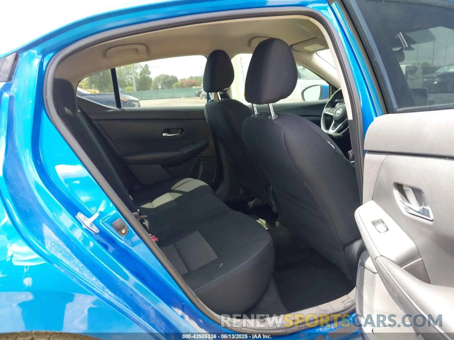 8 fotografías del automóvil dañado 3N1AB8CV3PY227027 NISSAN SENTRA 2023