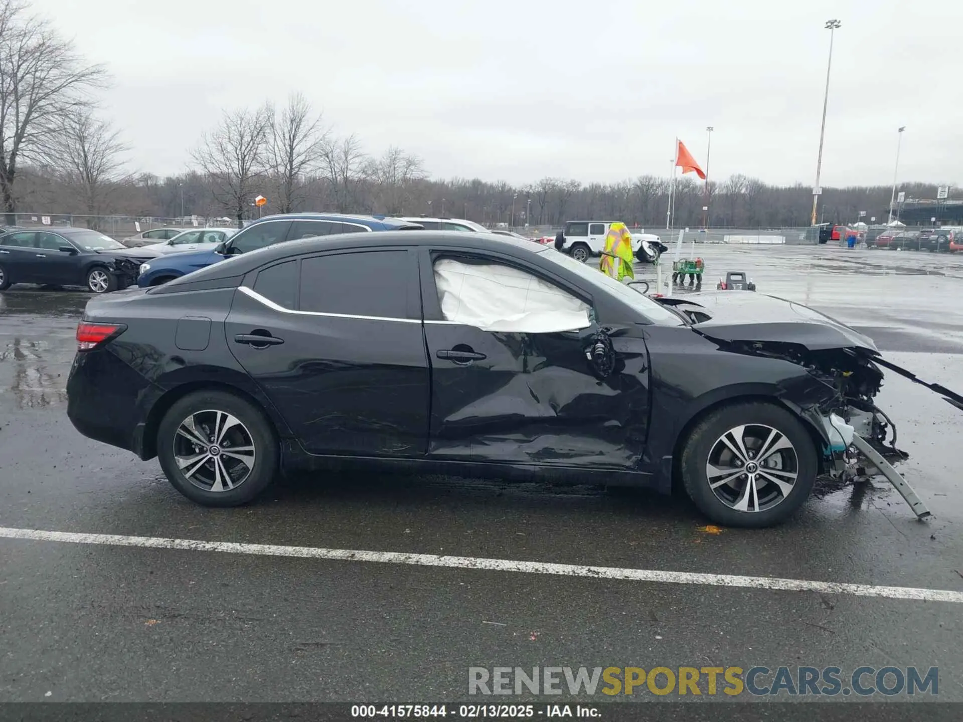 13 fotografías del automóvil dañado 3N1AB8CV3PY267530 NISSAN SENTRA 2023