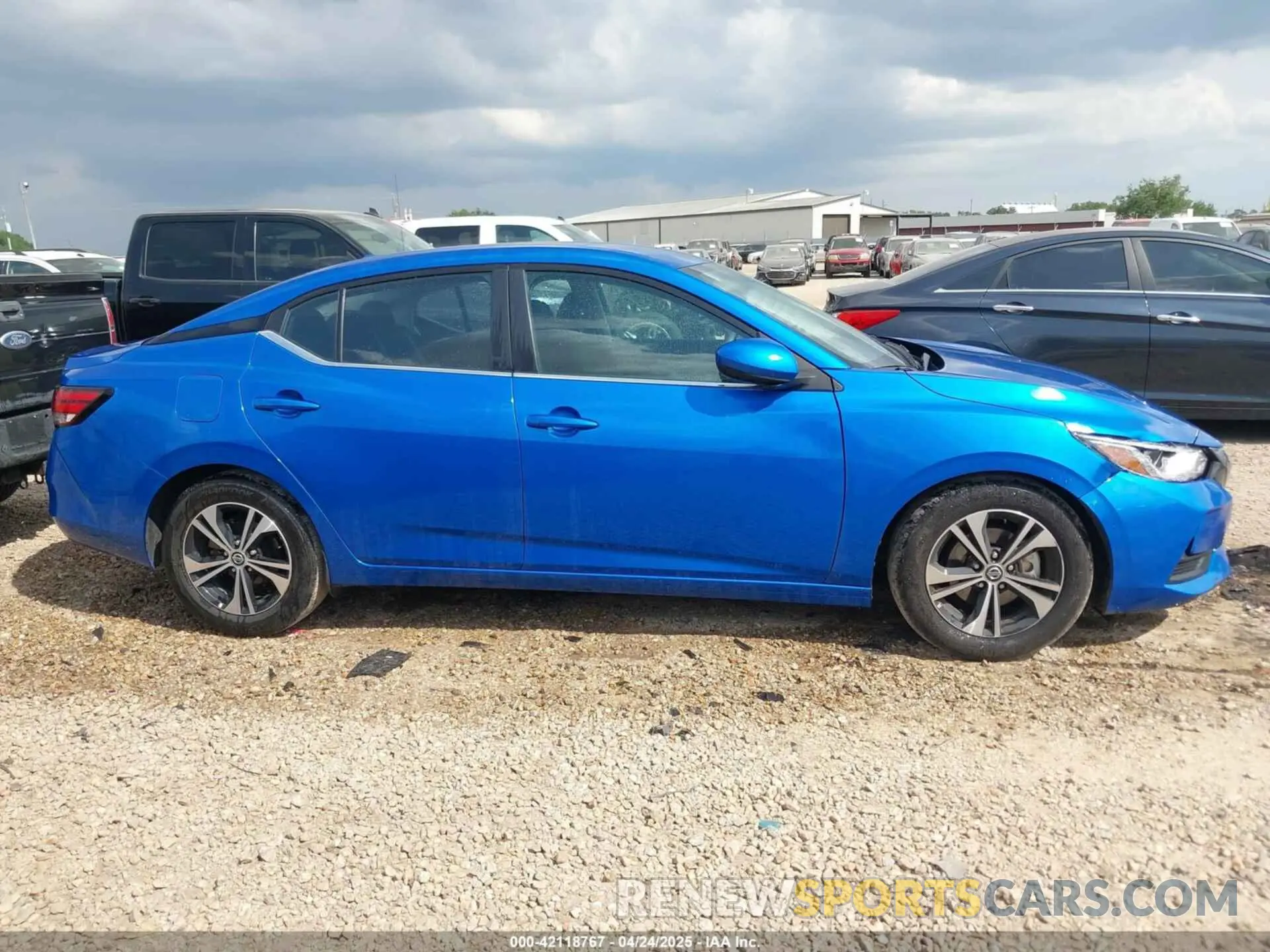 13 fotografías del automóvil dañado 3N1AB8CV3PY276048 NISSAN SENTRA 2023