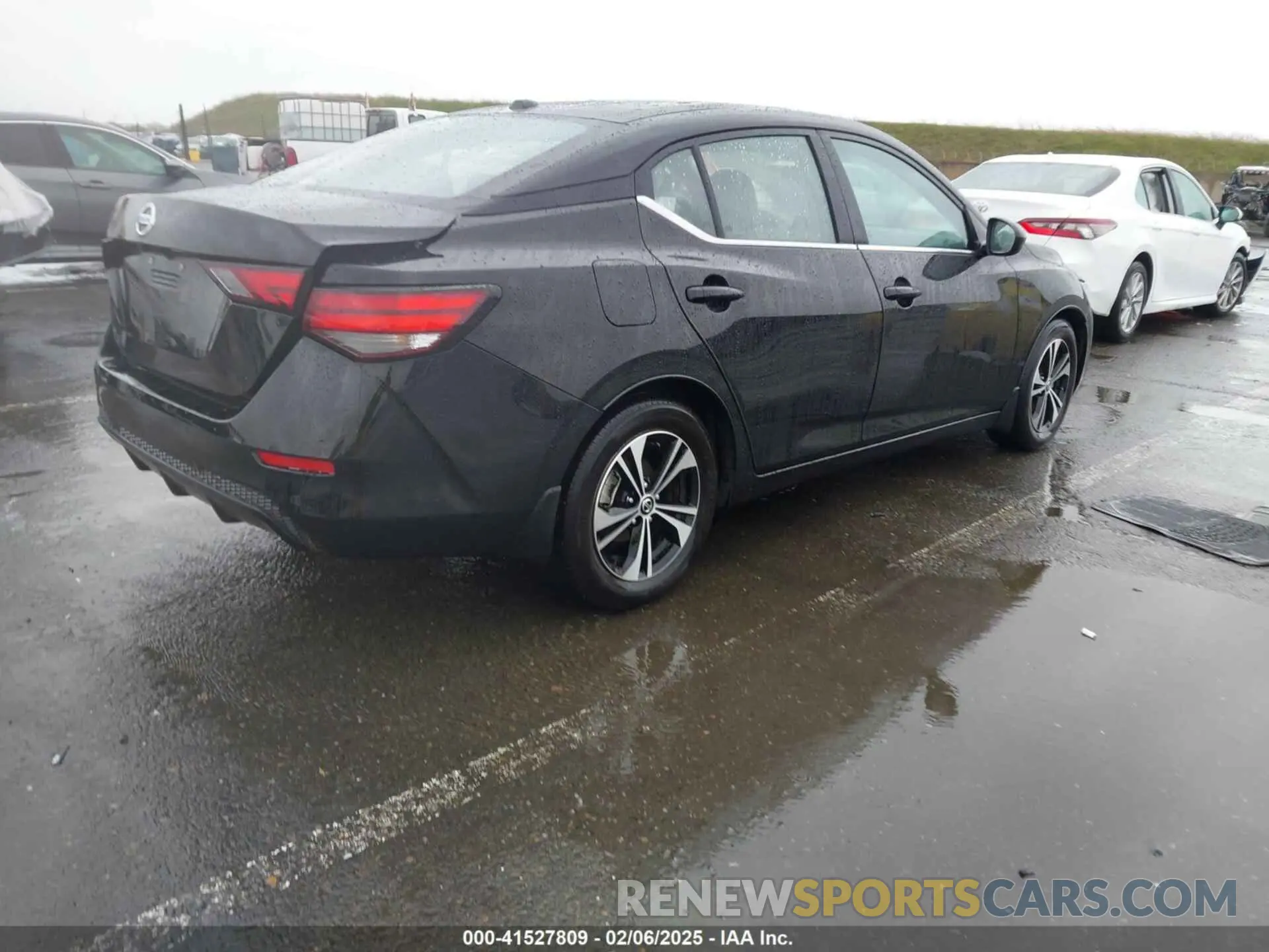 4 fotografías del automóvil dañado 3N1AB8CV3PY315141 NISSAN SENTRA 2023