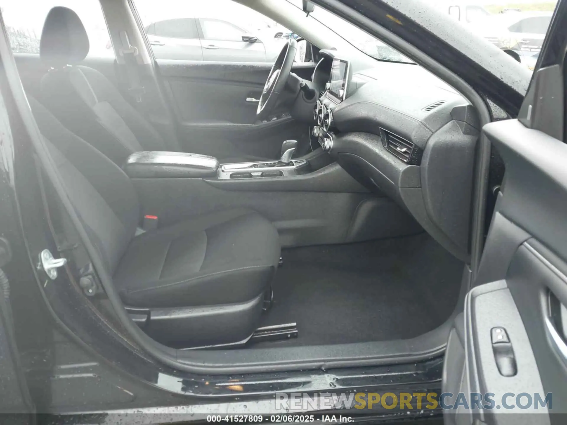 5 fotografías del automóvil dañado 3N1AB8CV3PY315141 NISSAN SENTRA 2023