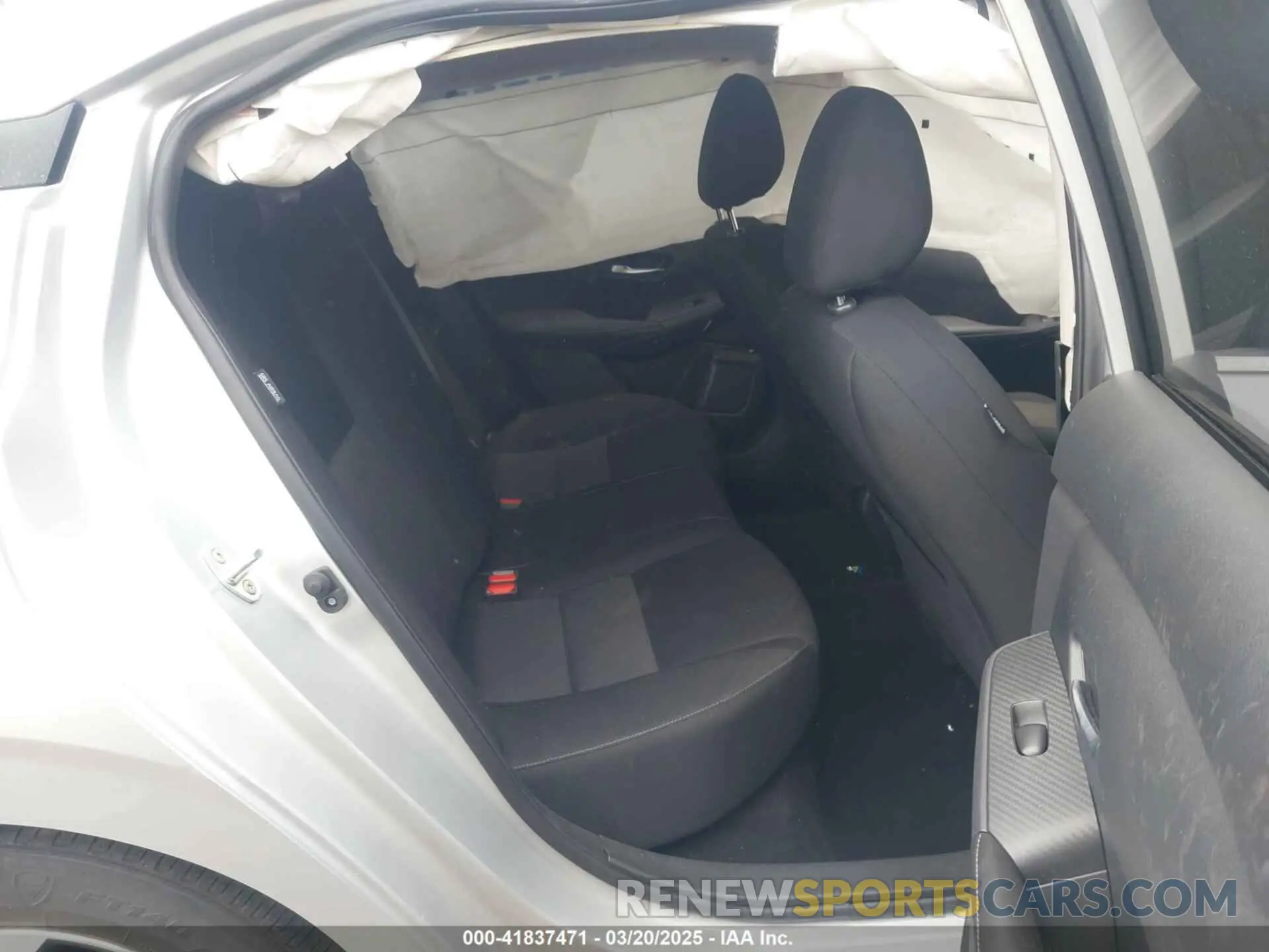 8 fotografías del automóvil dañado 3N1AB8CV4PY268718 NISSAN SENTRA 2023