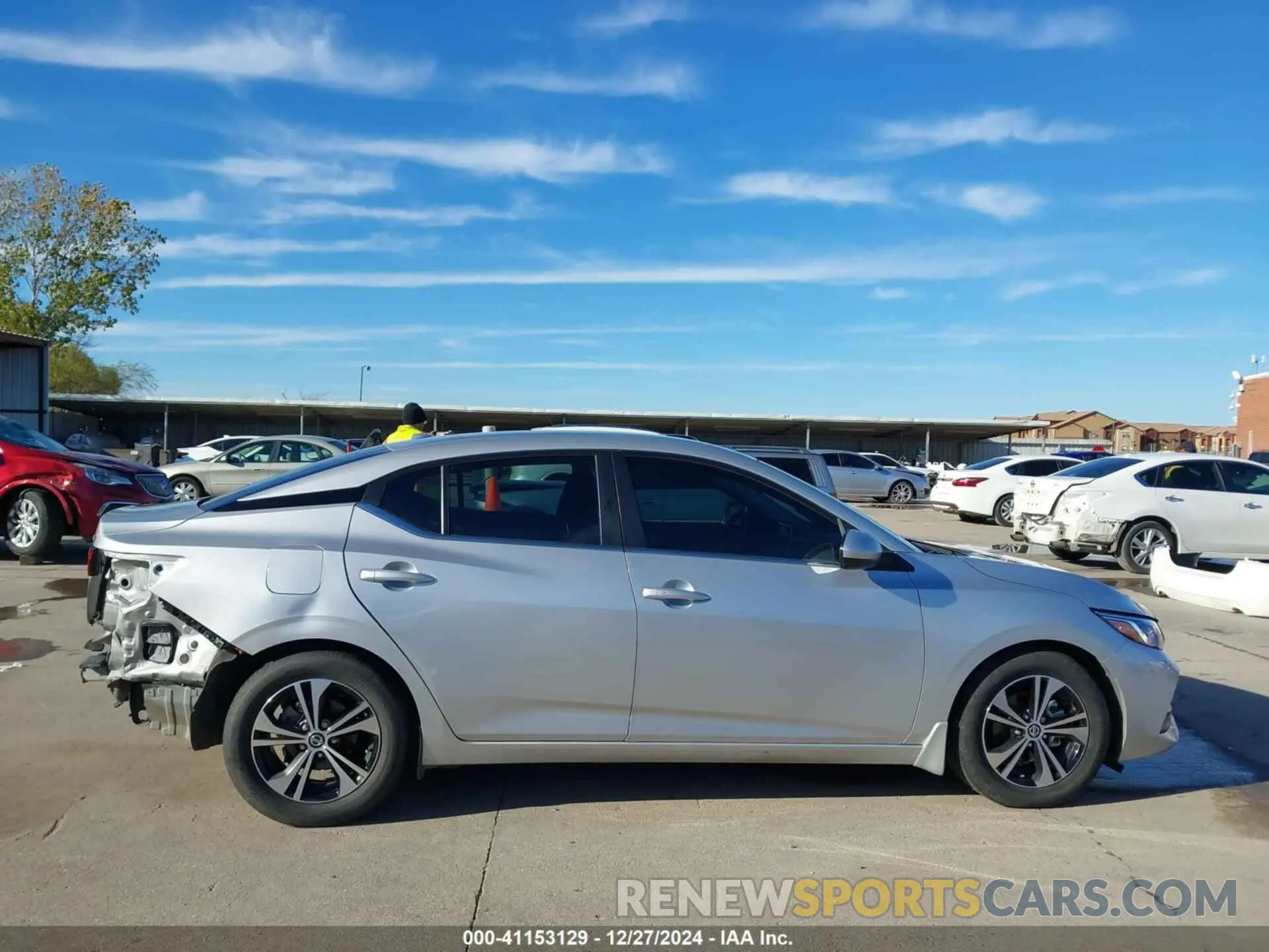 14 fotografías del automóvil dañado 3N1AB8CV4PY271277 NISSAN SENTRA 2023