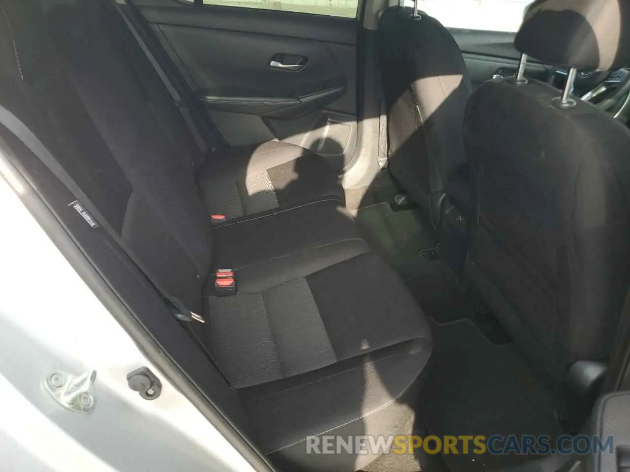10 fotografías del automóvil dañado 3N1AB8CV4PY295188 NISSAN SENTRA 2023