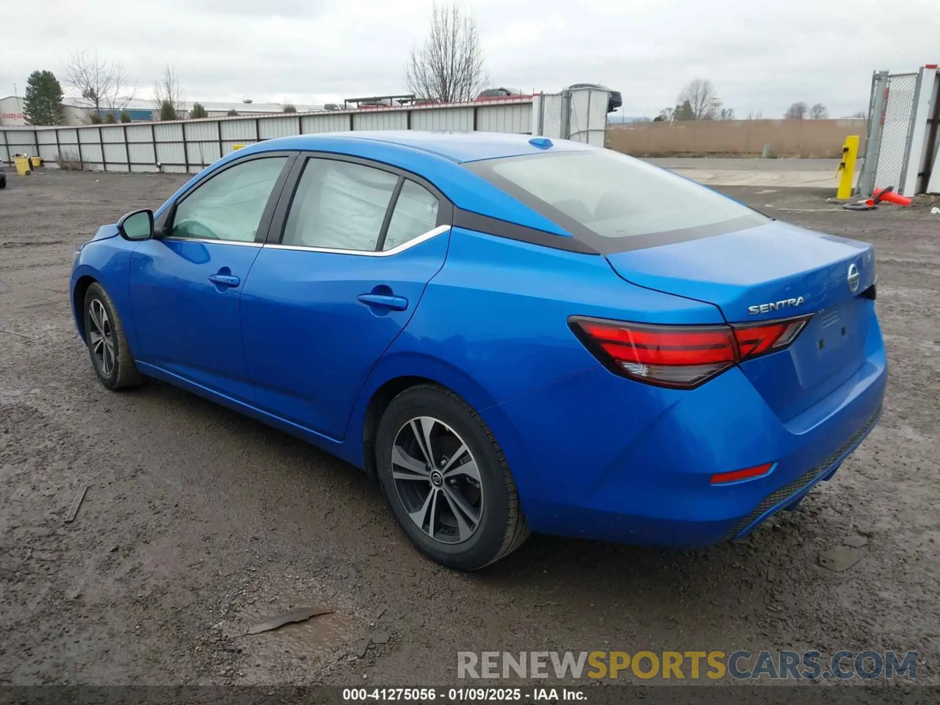 3 fotografías del automóvil dañado 3N1AB8CV5PY228342 NISSAN SENTRA 2023