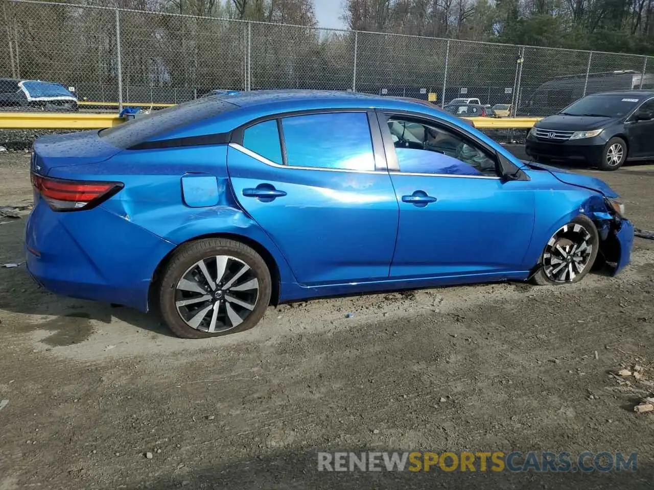 3 fotografías del automóvil dañado 3N1AB8CV5PY294941 NISSAN SENTRA 2023