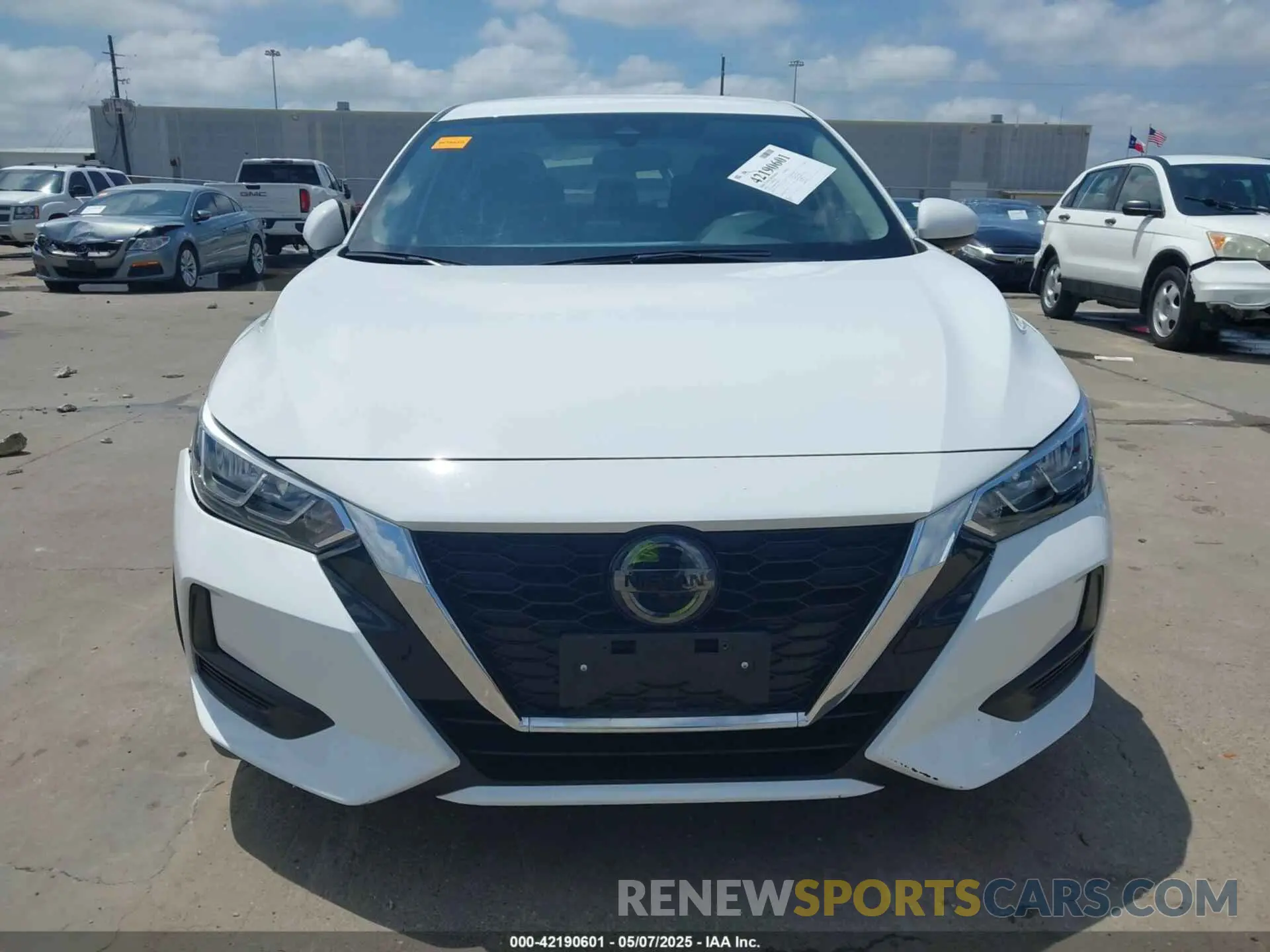 12 fotografías del automóvil dañado 3N1AB8CV5PY306702 NISSAN SENTRA 2023