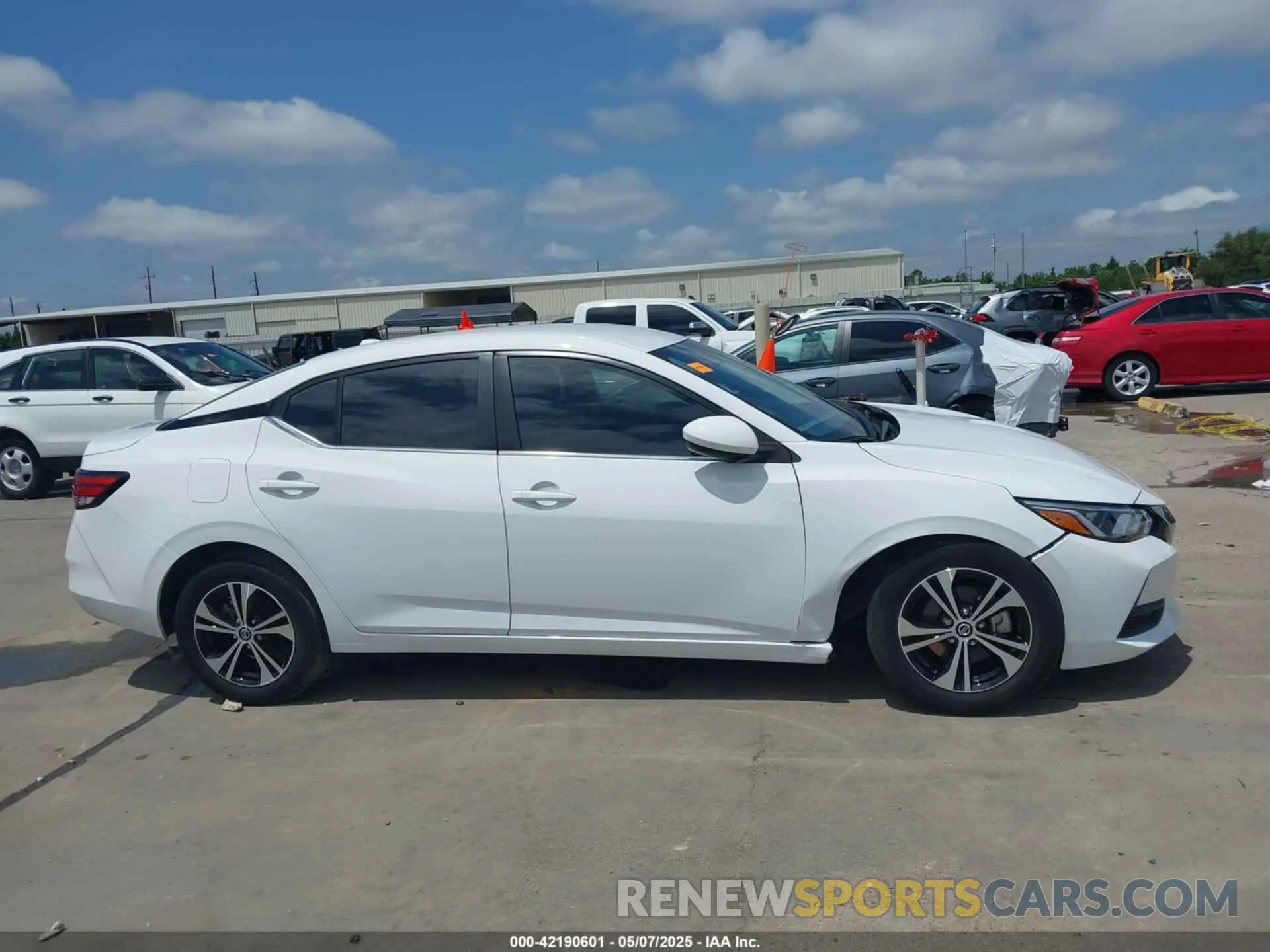 13 fotografías del automóvil dañado 3N1AB8CV5PY306702 NISSAN SENTRA 2023