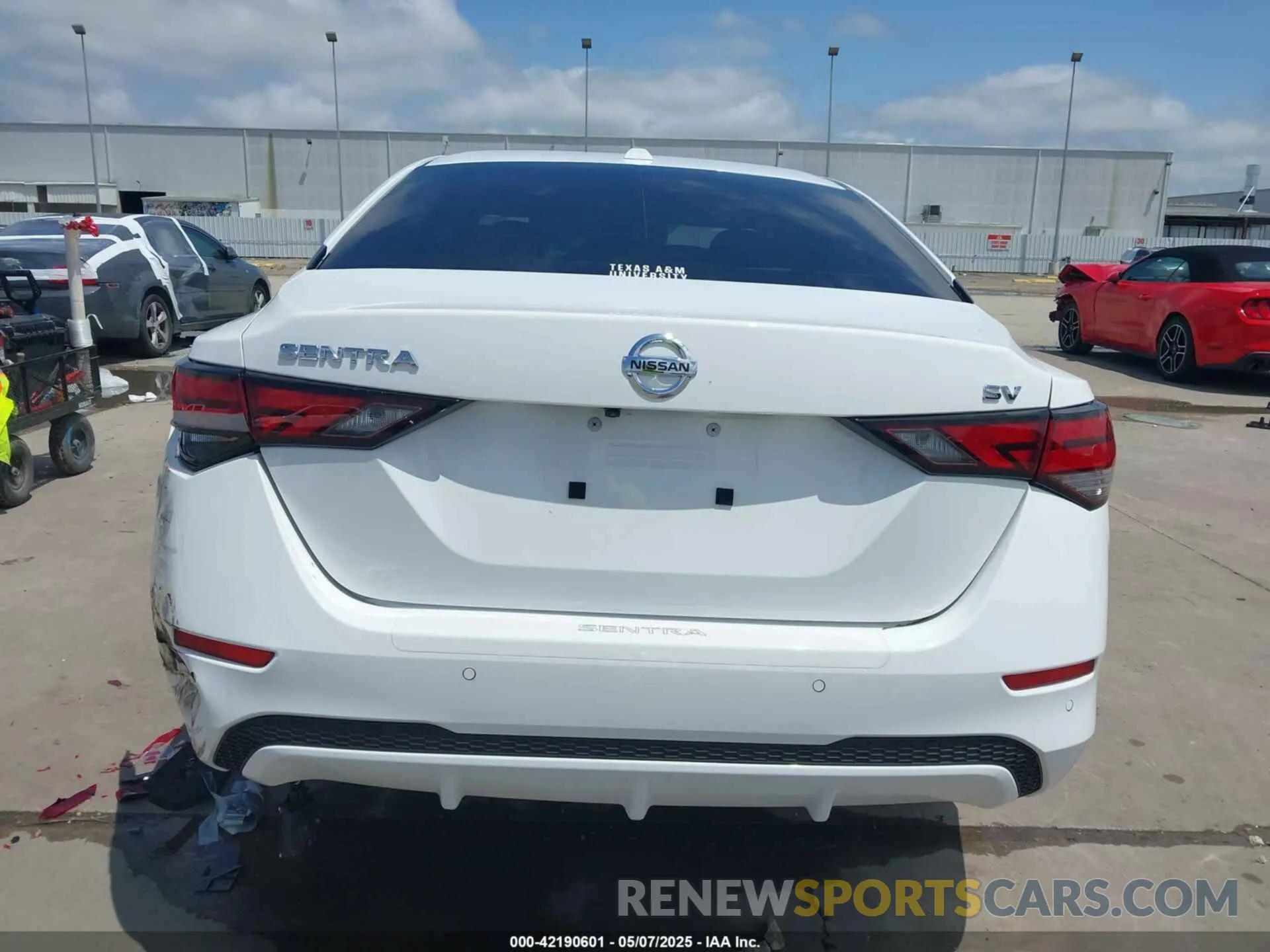 16 fotografías del automóvil dañado 3N1AB8CV5PY306702 NISSAN SENTRA 2023