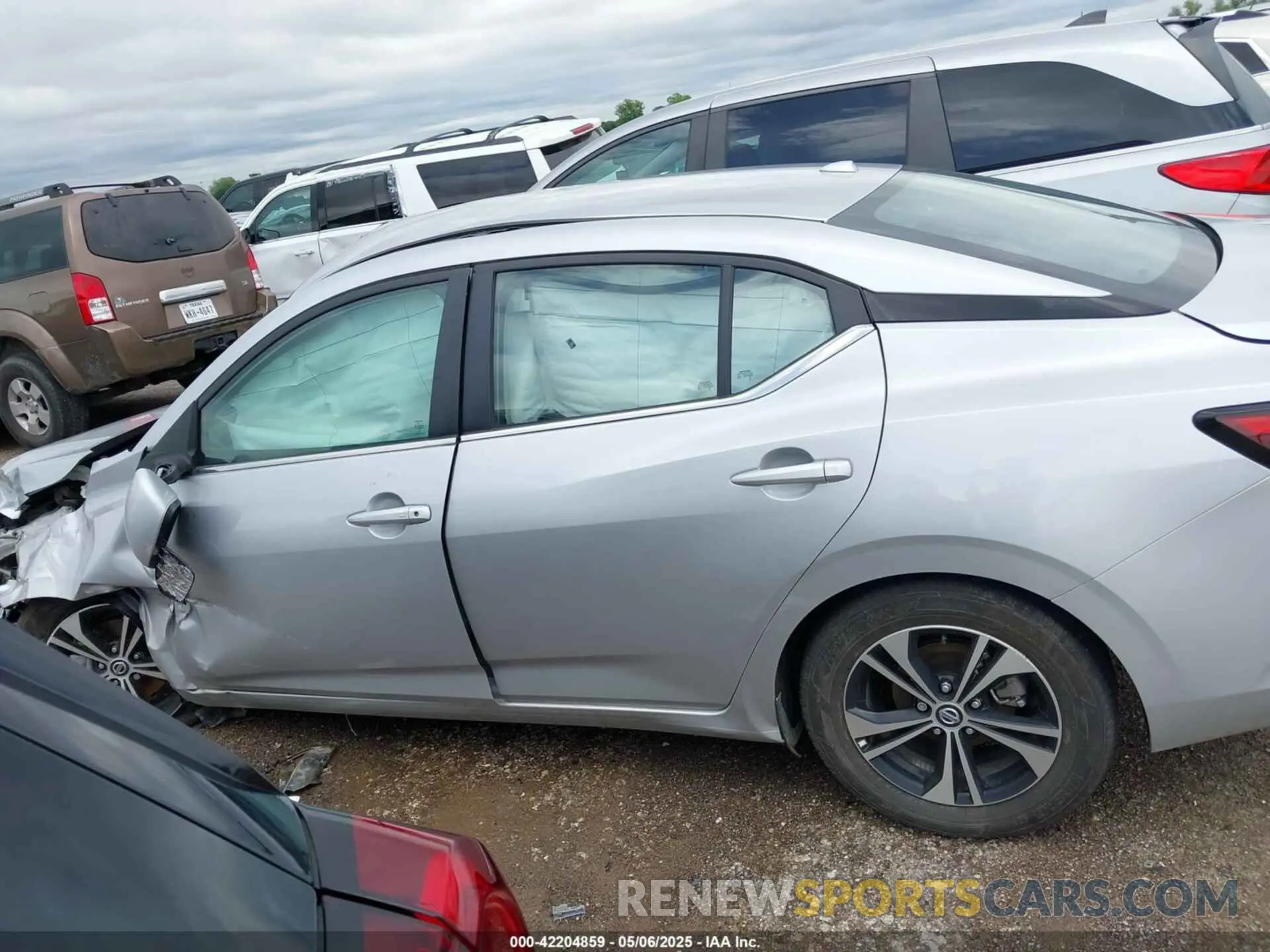 14 fotografías del automóvil dañado 3N1AB8CV6PY240998 NISSAN SENTRA 2023